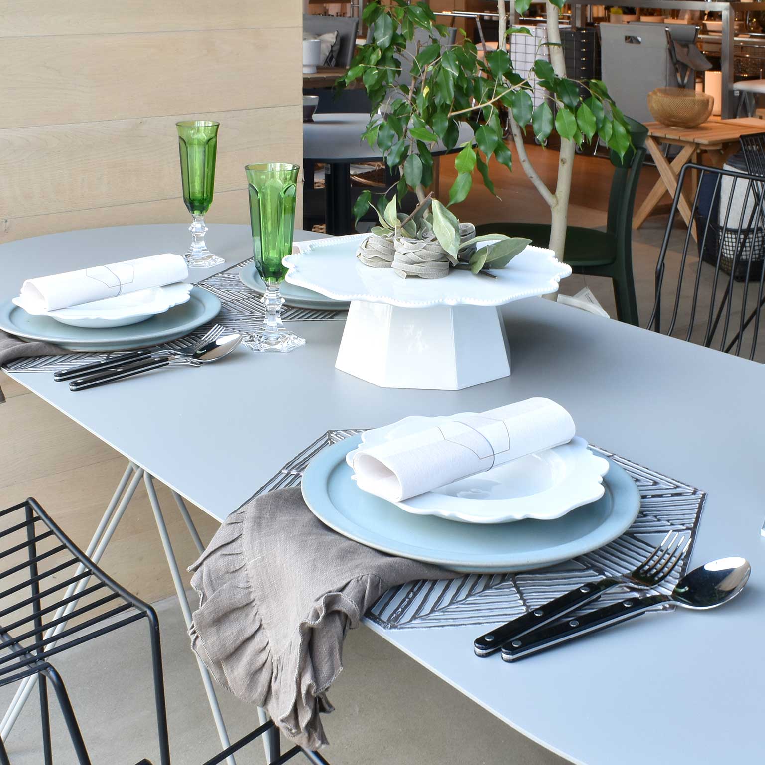 Reichenbach（ライヒェンバッハ）Taste ディーププレート | LIVING