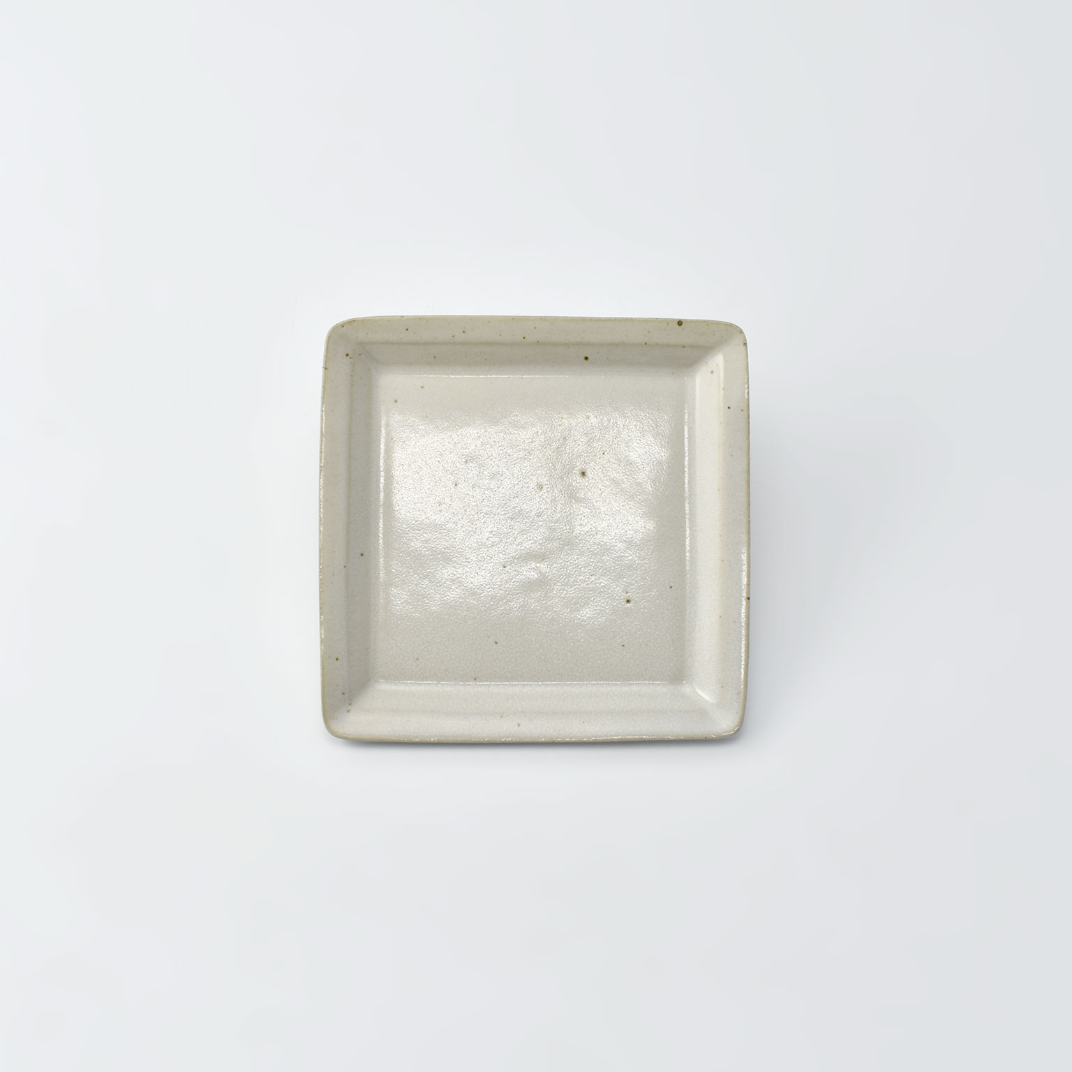 李英才　白い陶器製の四角い皿 スタイル 白13cm角皿(正角皿 Mサイズ)|食器通販の陶磁庵