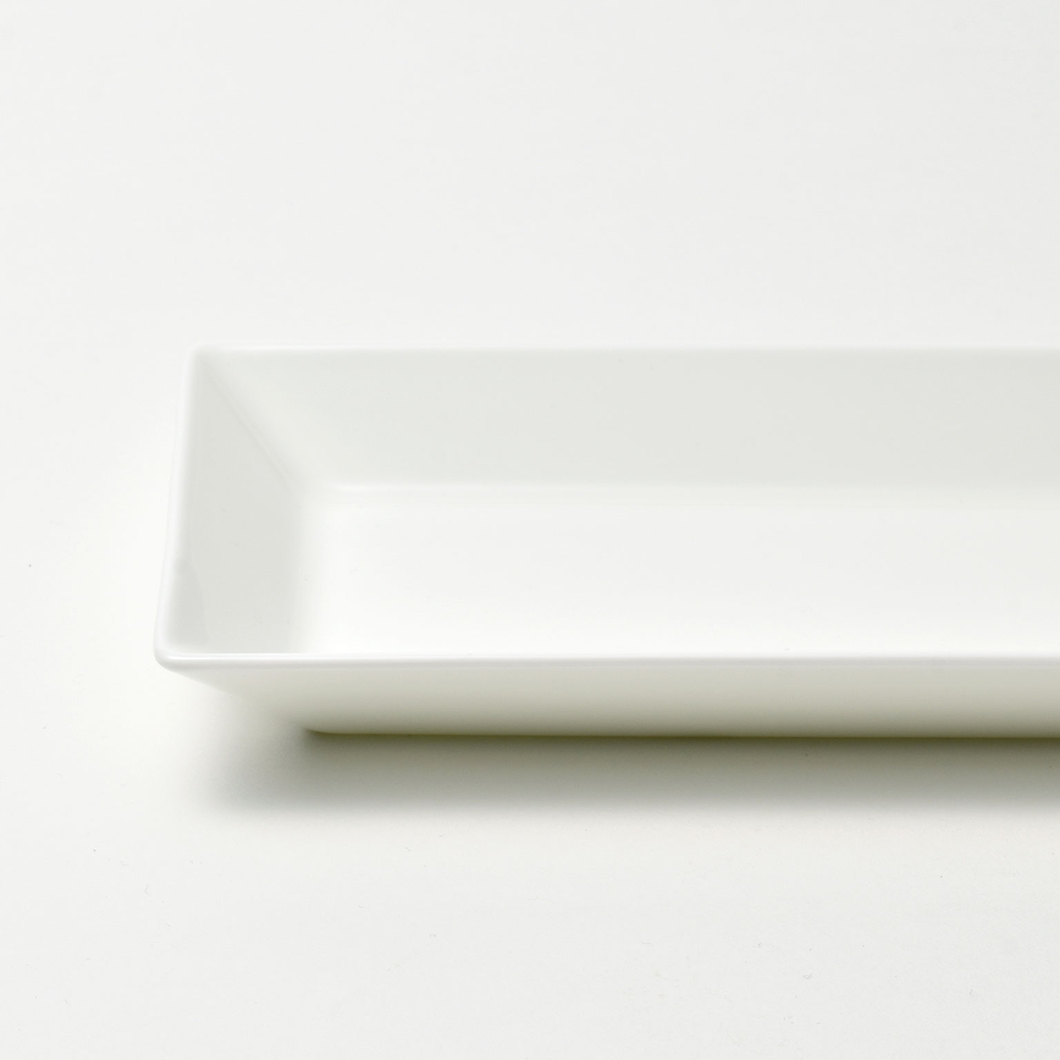 NIKKO（ニッコー）スクエアプレート | LIVING MOTIF｜家具・インテリア