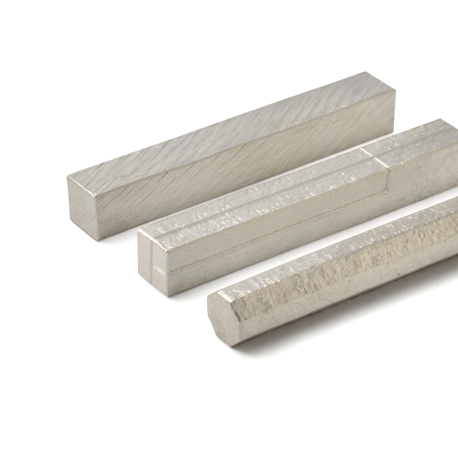 Sゝゝ[es] （Sゝゝ[エス]）錫箸置き | LIVING MOTIF｜家具・インテリア