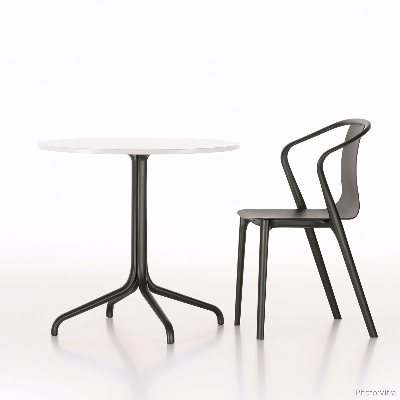 ベルヴィル テーブル ラウンド / ホワイト / Vitra（ヴィトラ） ベルヴィル ラウンドテーブル Φ796 インドア用 | インテリア