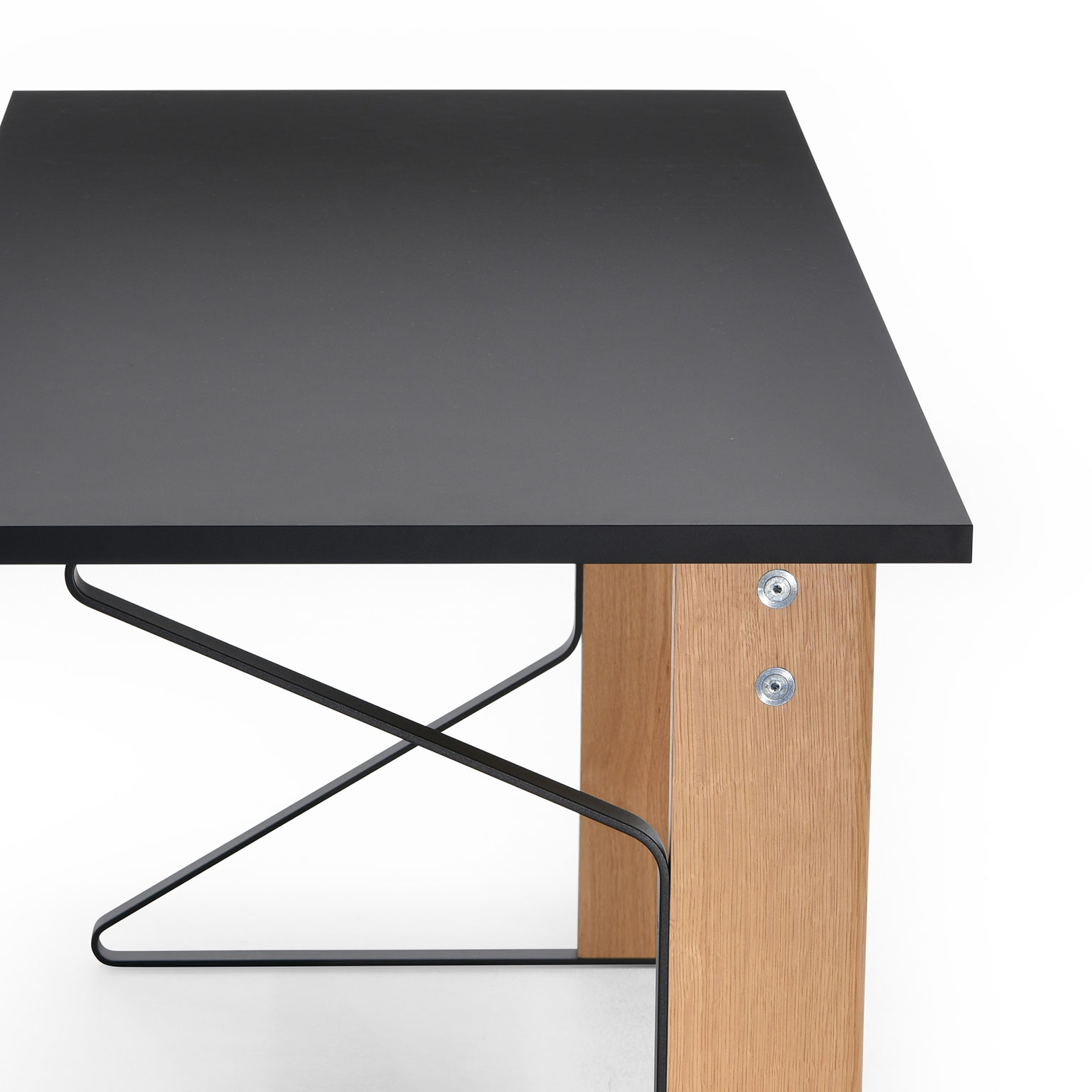 artek（アルテック）KAARI デスク REB005 | LIVING MOTIF｜家具