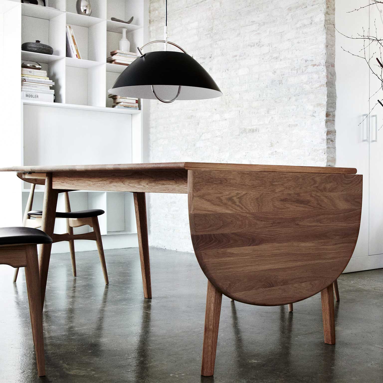 CARL HANSEN & SON（カールハンセン&サン）CH44 チェア | LIVING