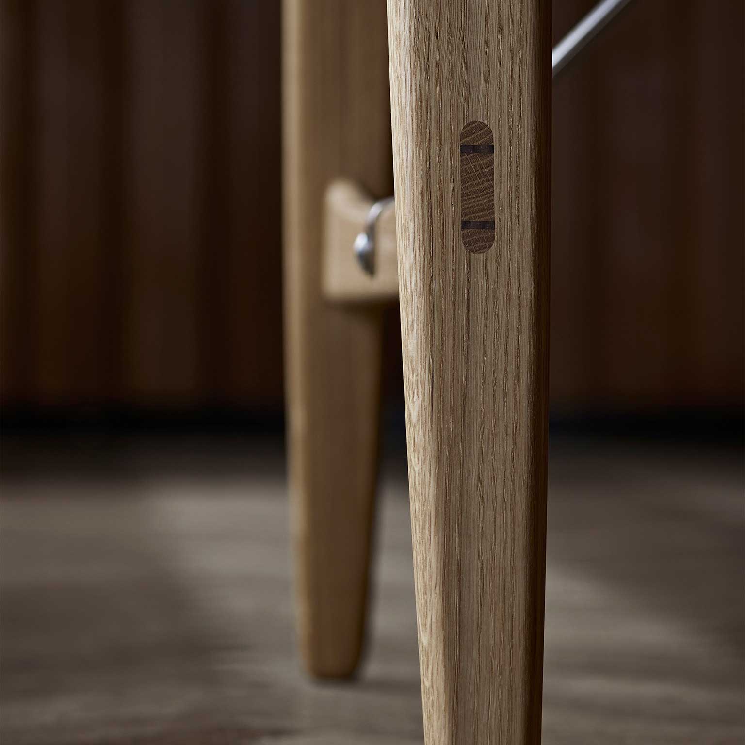 CARL HANSEN & SON（カールハンセン&サン）CH48 チェア | LIVING MOTIF
