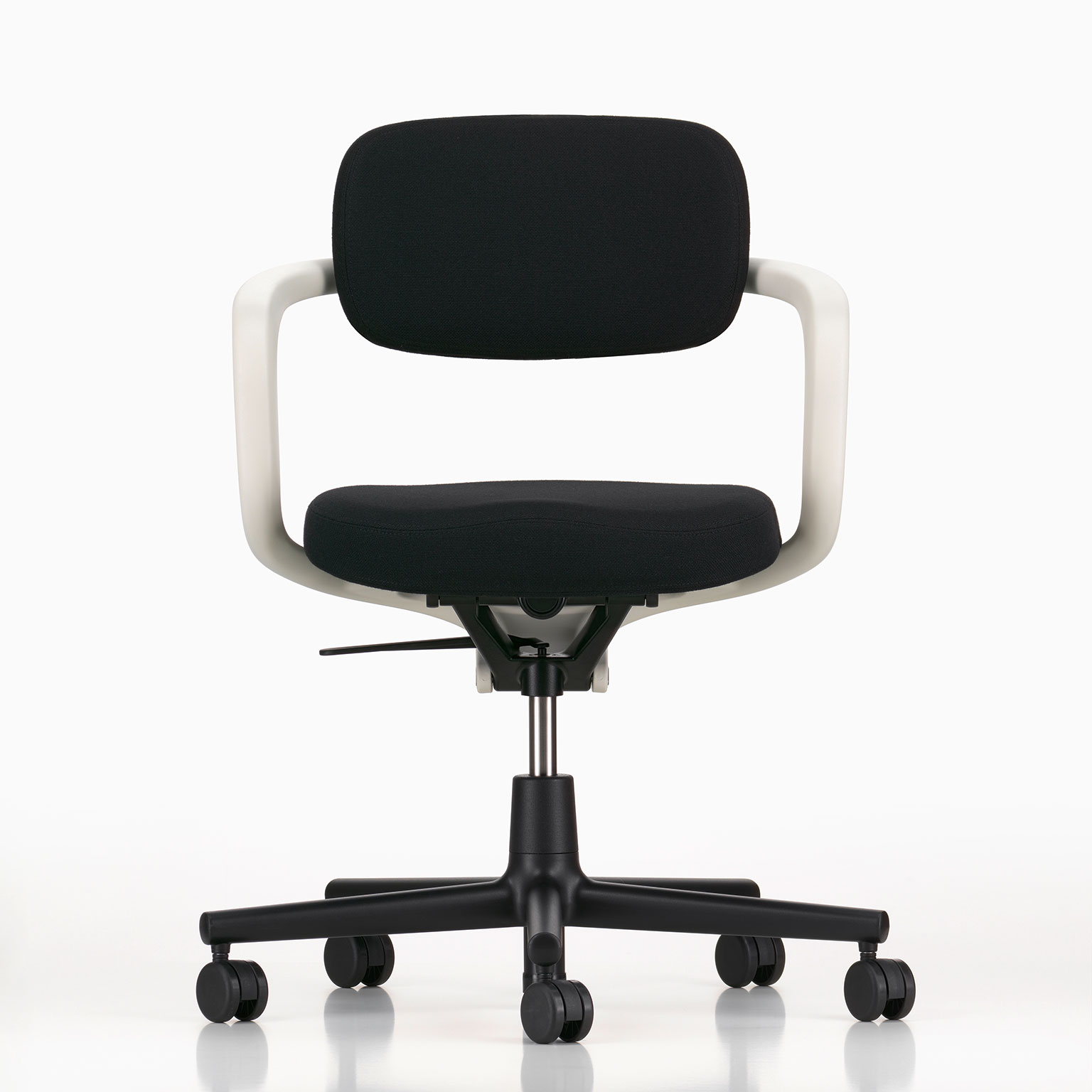 Vitra（ヴィトラ）Compas Direction テーブル | LIVING MOTIF