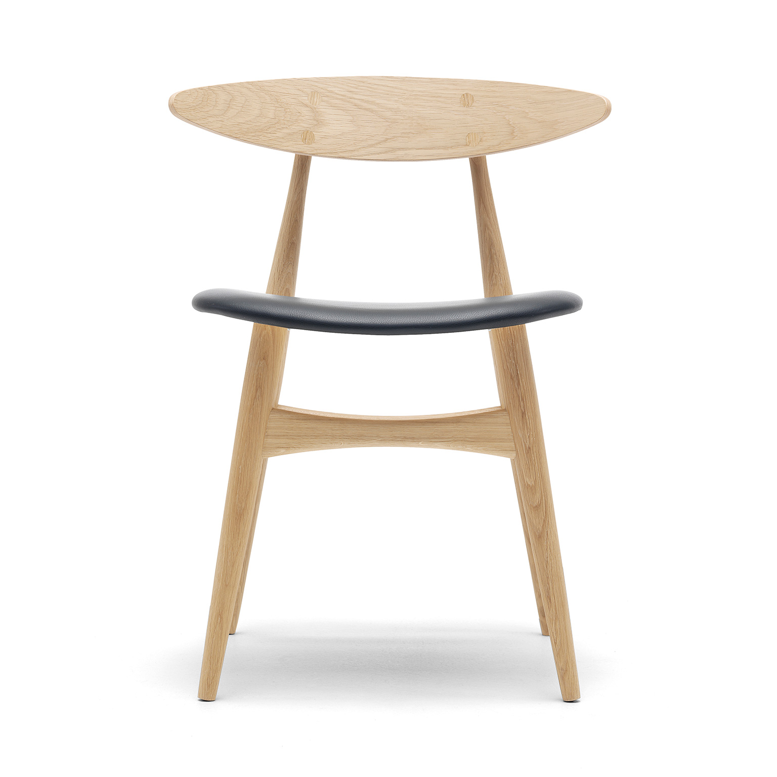 CARL HANSEN & SON（カールハンセン&サン）CH37 チェア | LIVING MOTIF