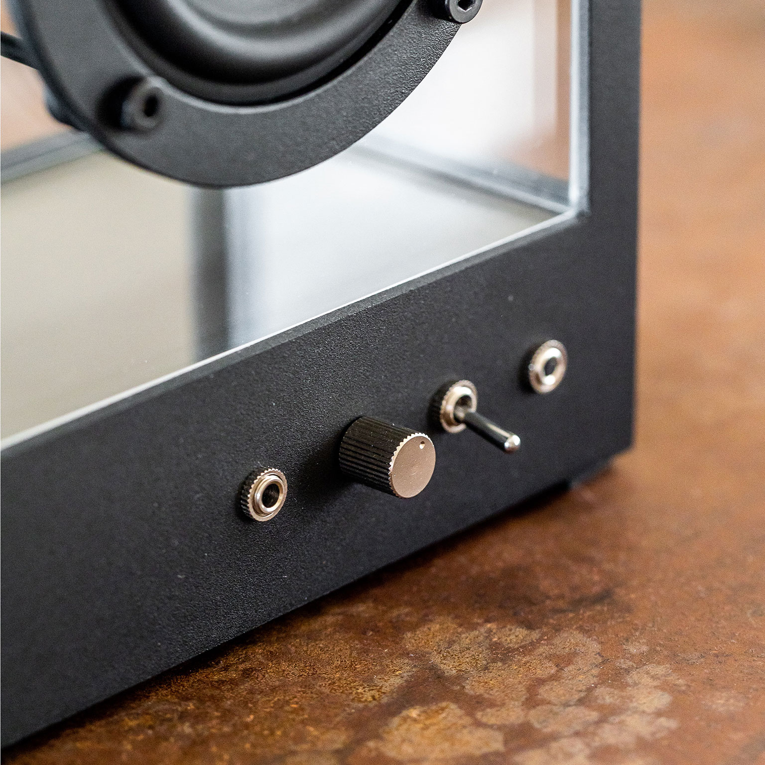 TRANSPARENT（トランスペアレント）SMALL TRANSPARENT SPEAKER