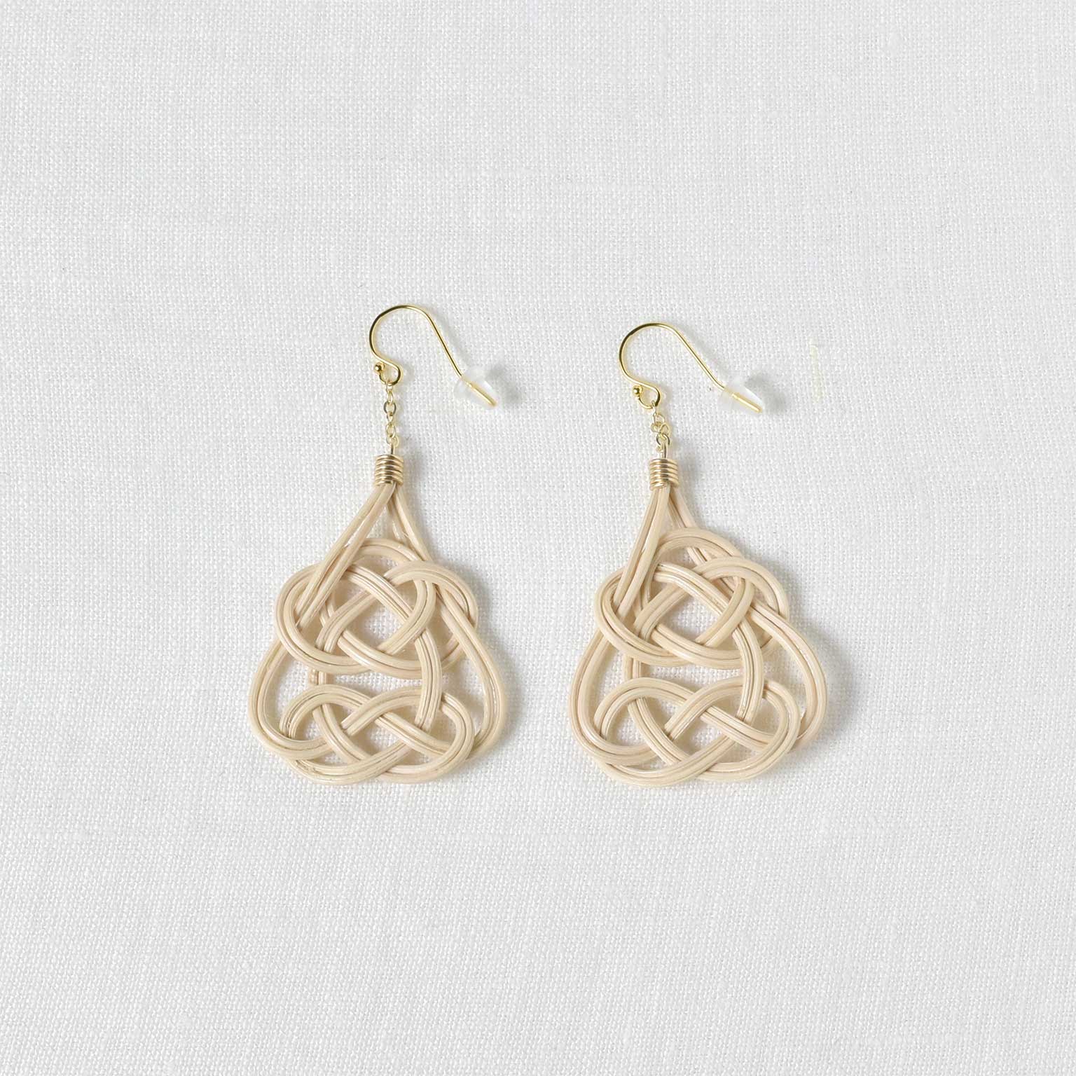 お値下げしました！SIRI SIRI ARABESQUE ピアス ARABESQUE Earrings HOOP SV mini – SIRI SIRI | シリシリ