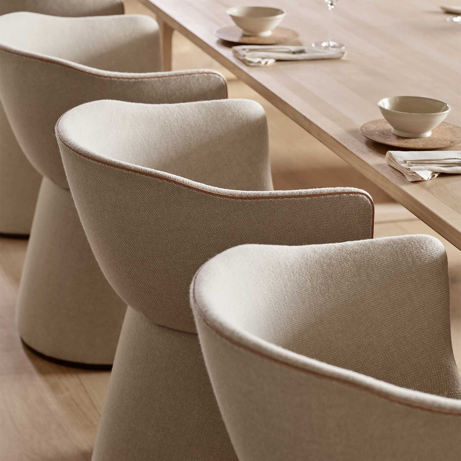 FRITZ HANSEN（フリッツ・ハンセン）Monolit ダイニングチェア