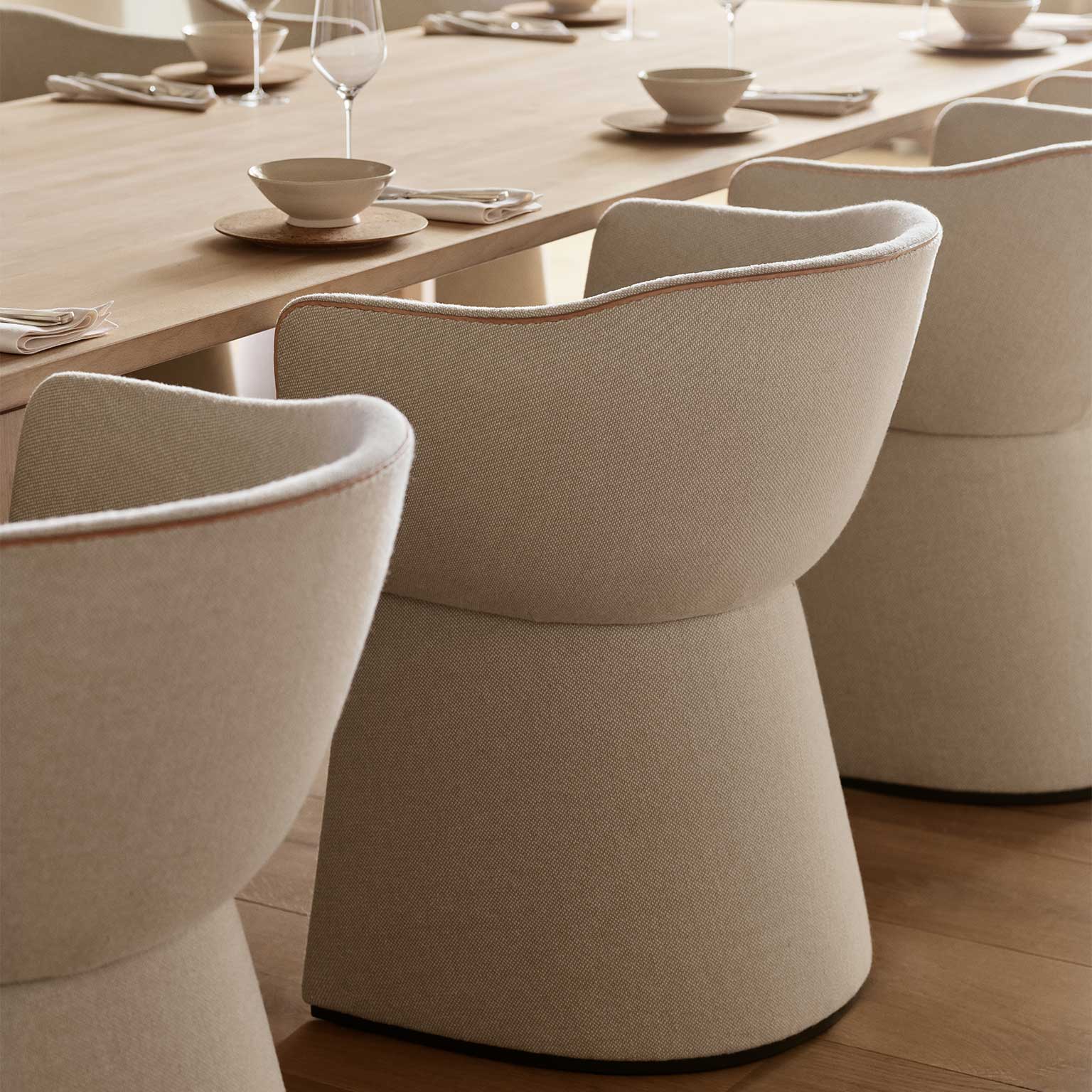 FRITZ HANSEN（フリッツ・ハンセン）Monolit ダイニングチェア VIDAR