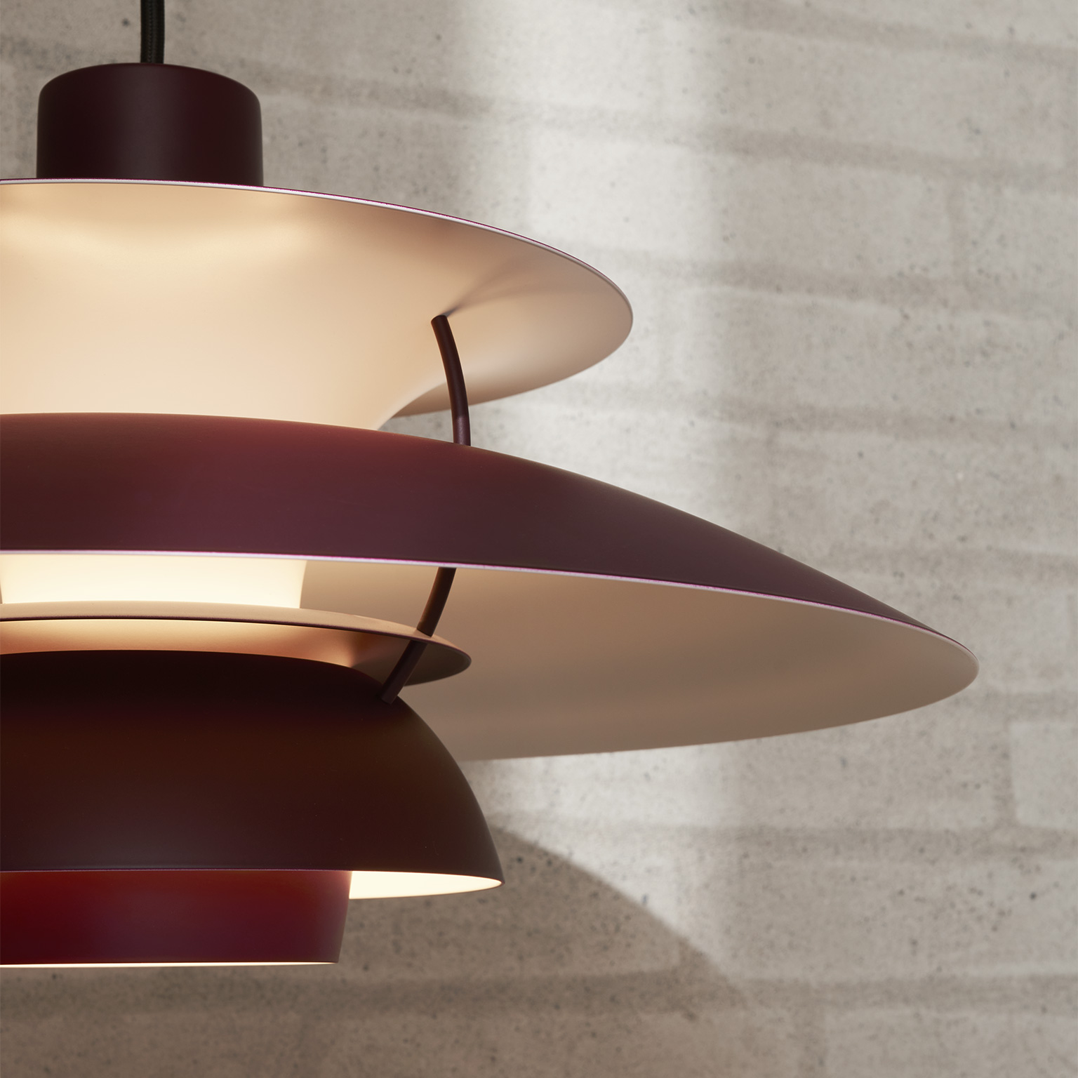 Louis Poulsen（ルイスポールセン）PH 5 monochrome ペンダント バー