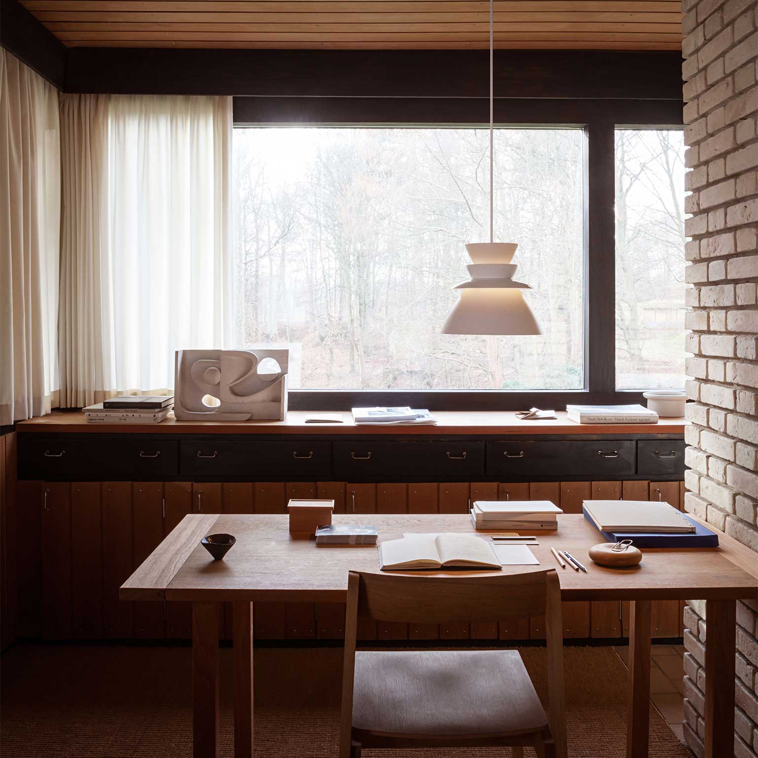 LYFA（リーファ）SANDOWNER 250 ペンダントライト ホワイト