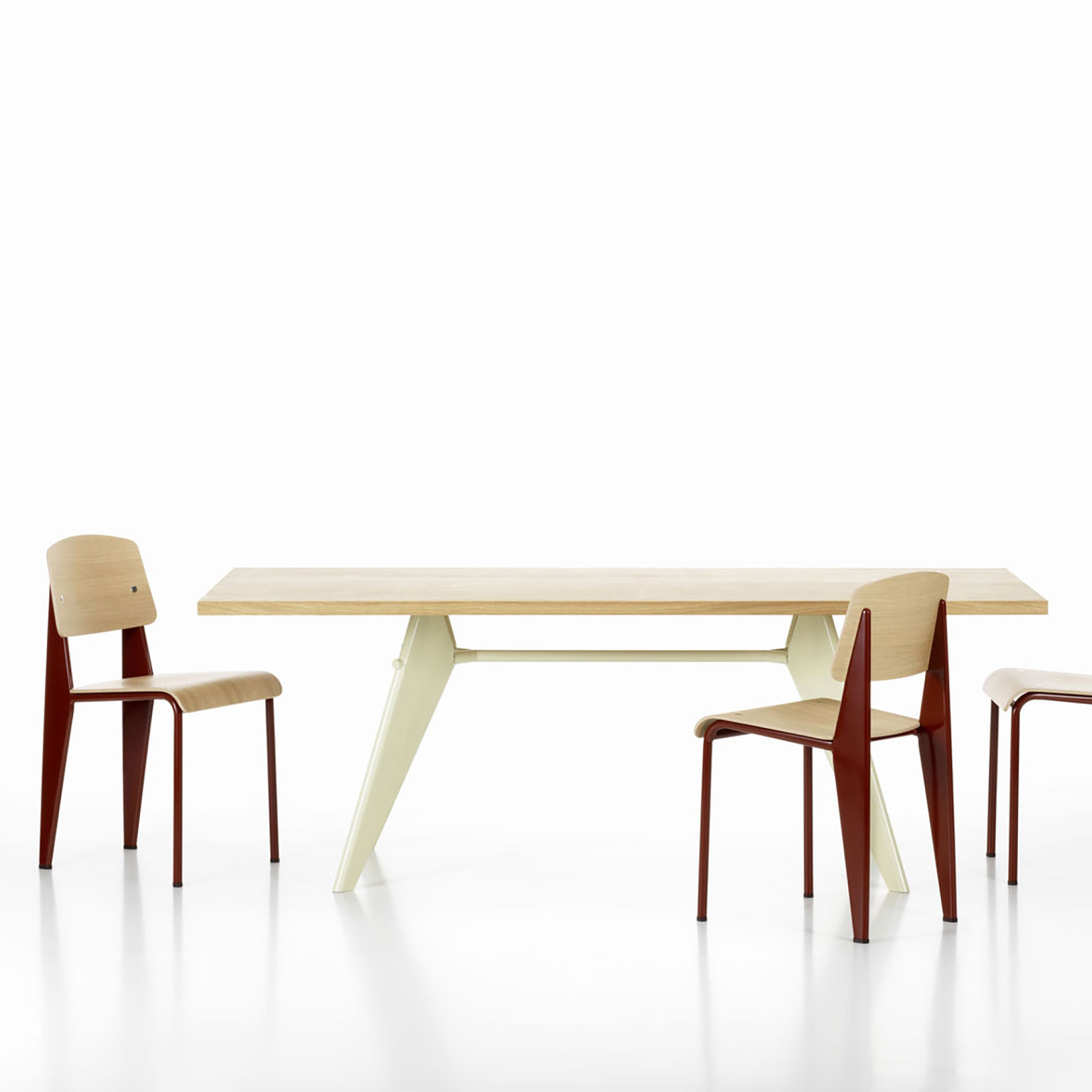 Vitra（ヴィトラ）EM ターブル ナチュラルオーク ソリッド / ブラン