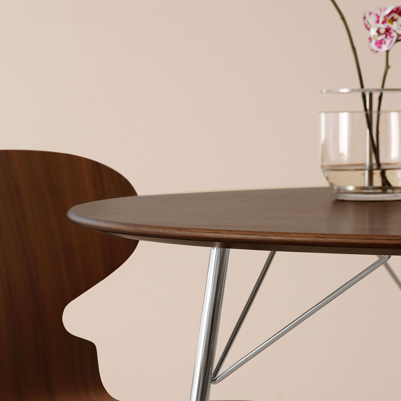FRITZ HANSEN（フリッツ・ハンセン）EGG テーブル