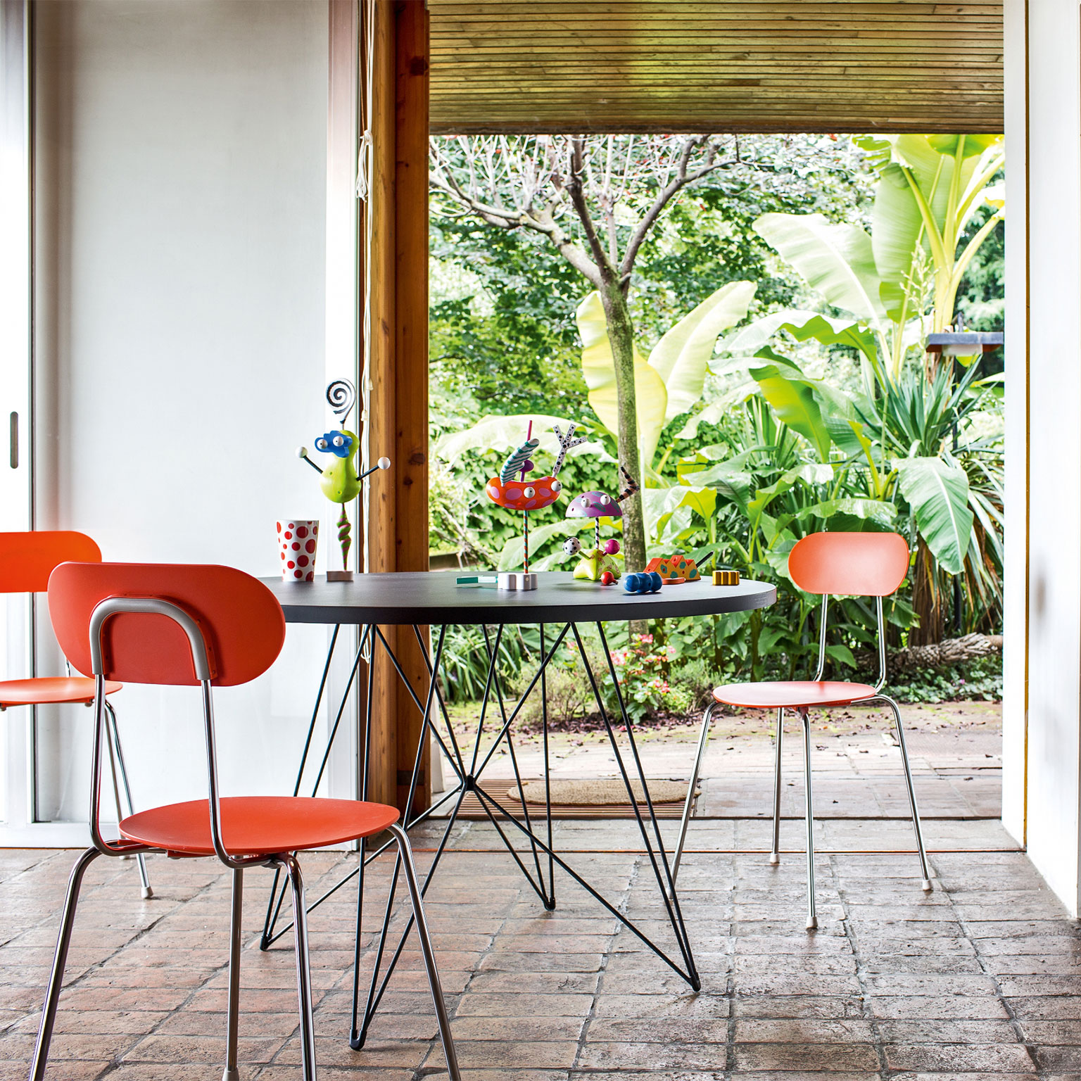 Tavolo XZ3 / Magis ラウンドテーブル　120センチ tavolo xz3 round table by studio tecnico for magis | hive