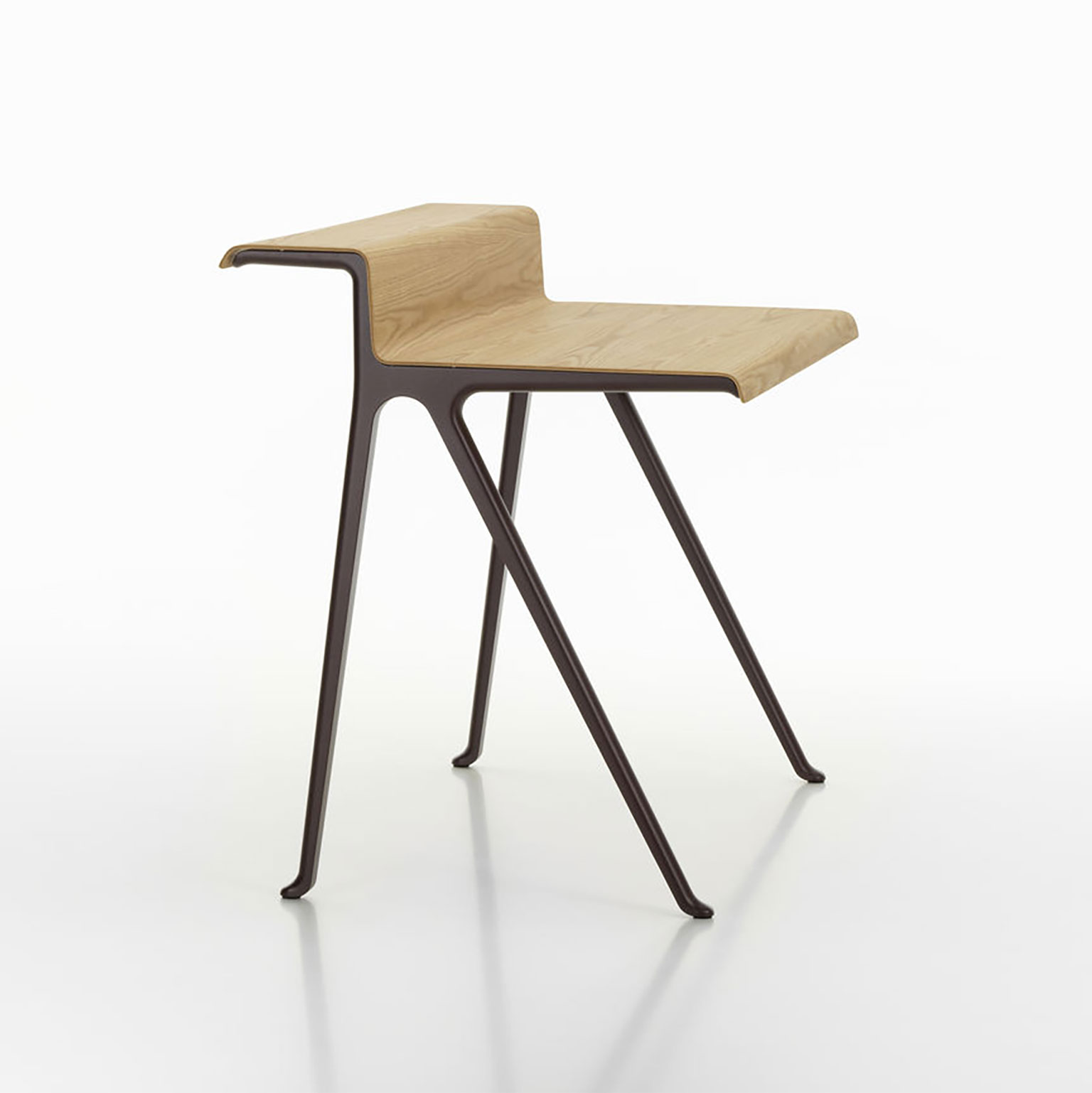 Vitra（ヴィトラ）Courier デスク ナチュラルオークトップ / ダーク