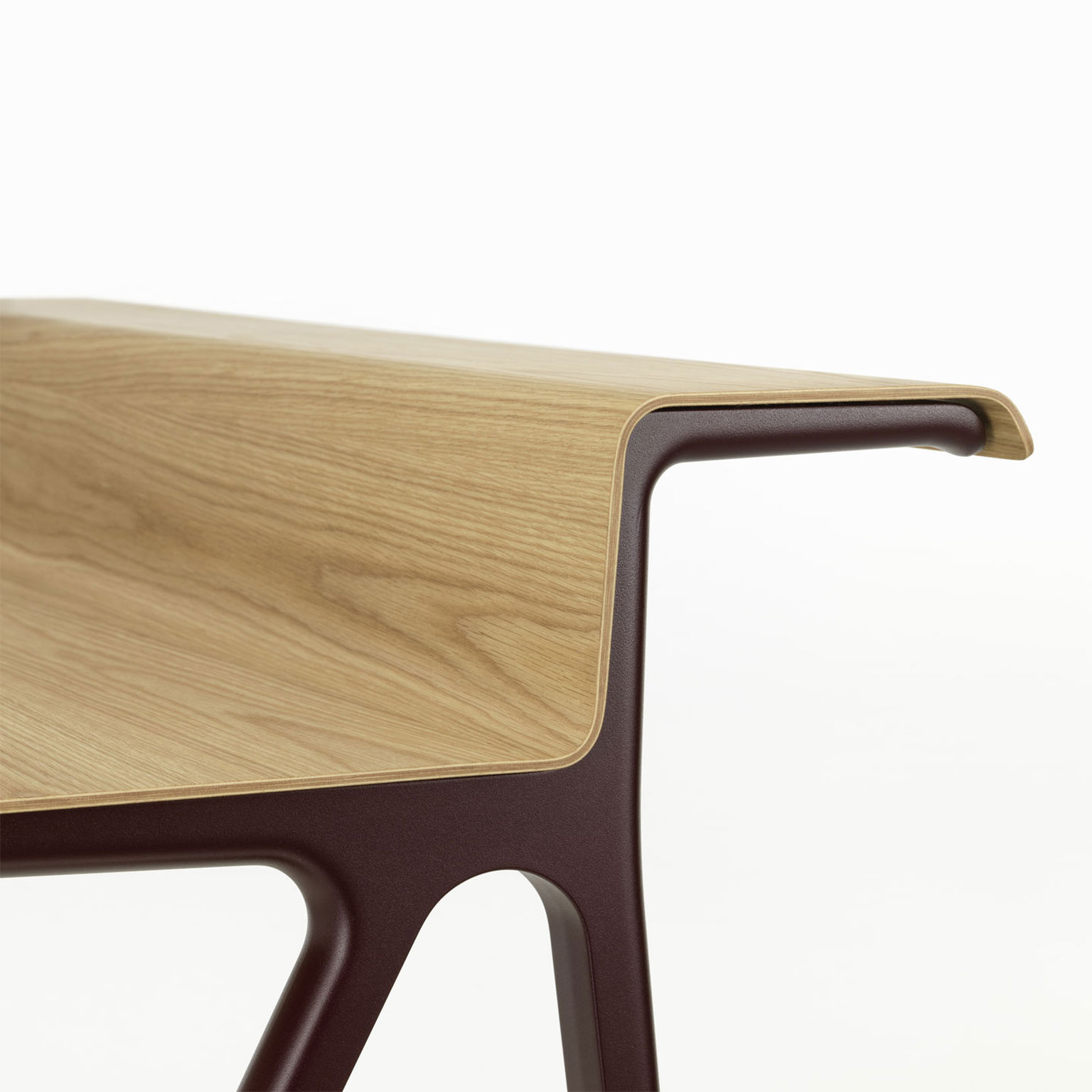 Vitra（ヴィトラ）Courier デスク ナチュラルオークトップ / ダーク