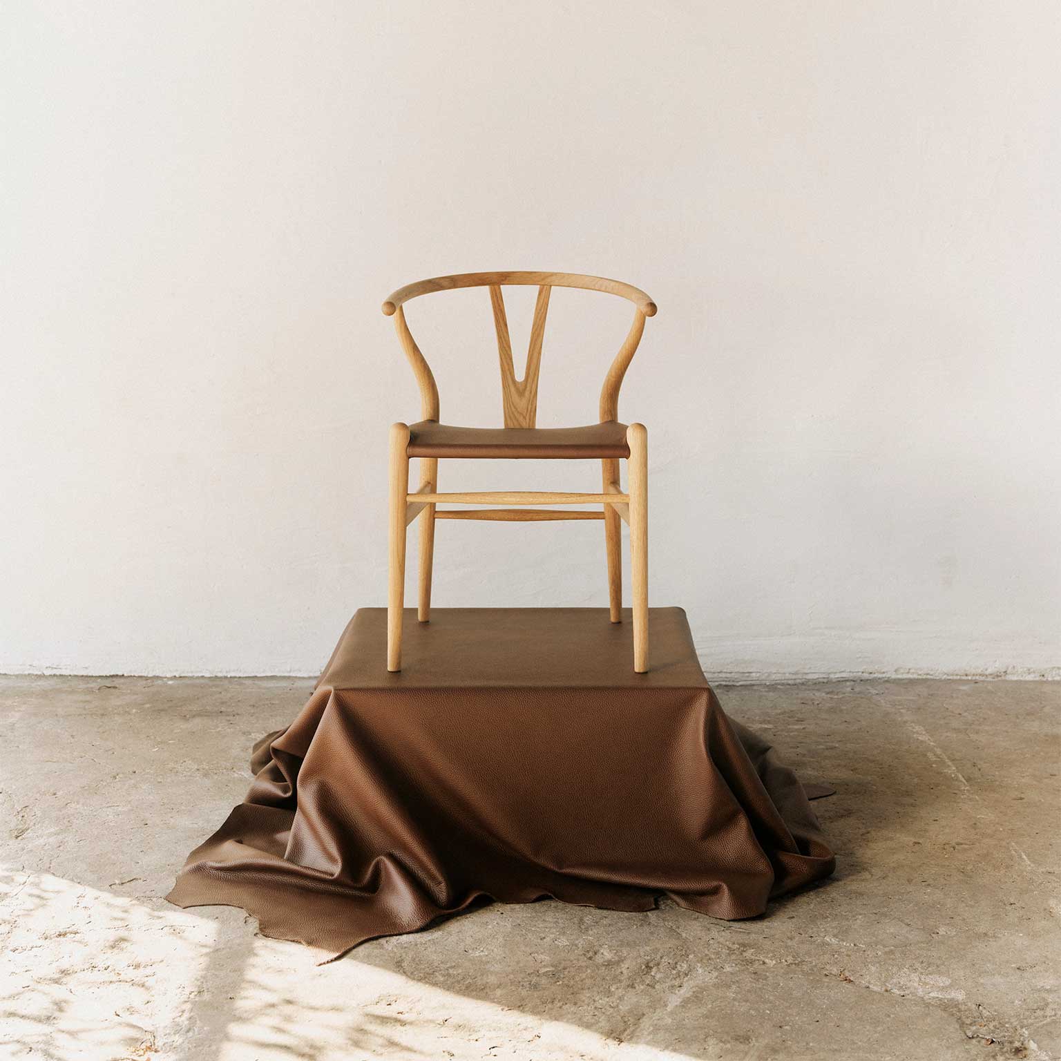 レザー | LIVING MOTIF｜家具・インテリアセレクトショップ