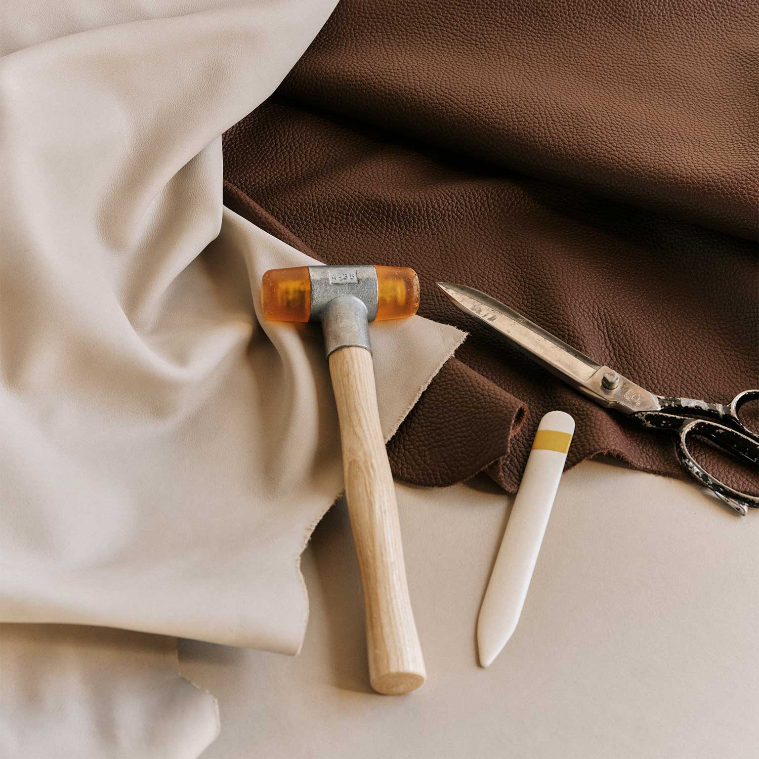 CARL HANSEN & SON（カールハンセン&サン+N15）［期間限定価格 11/30