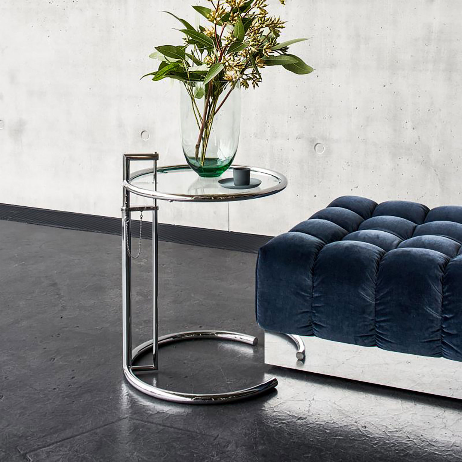 ClassiCon（クラシコン）アジャスタブルテーブル E1027 クローム仕上