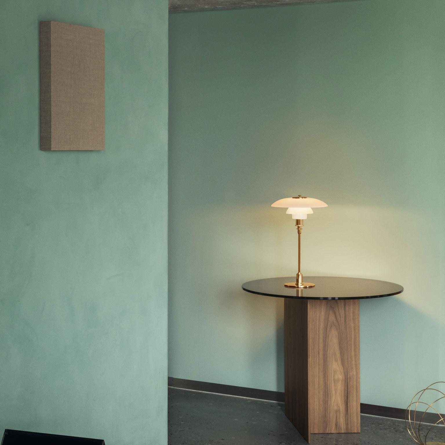 Louis Poulsen（ルイスポールセン）PH 3/2 テーブル 真鍮メタライズド