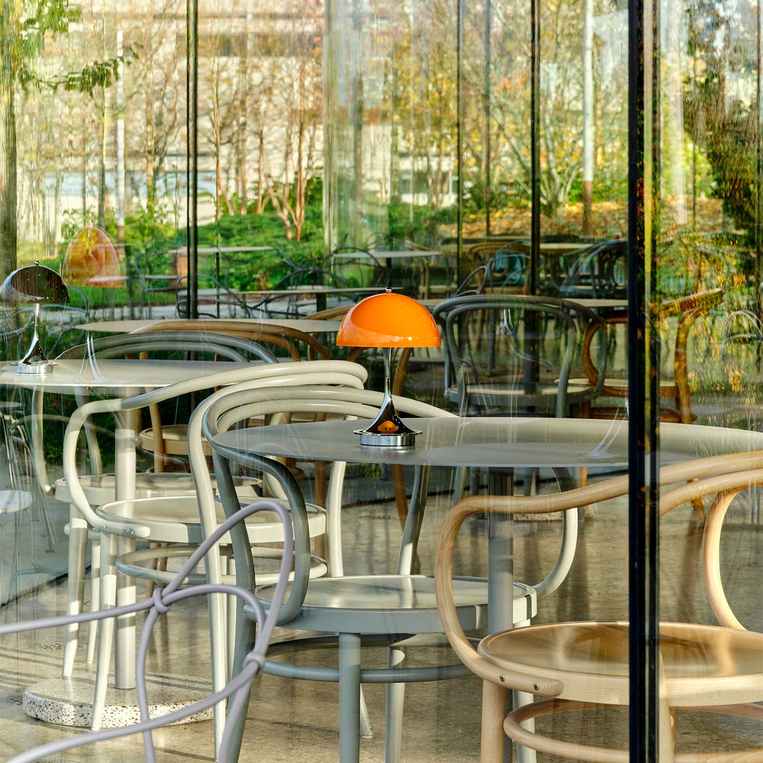 Louis Poulsen（ルイスポールセン）パンテラ 160 ポータブル オパール