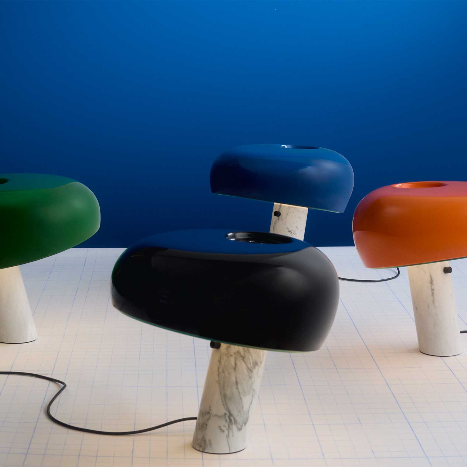 クリスマスツリー特価！ FLOS（フロス）SNOOPY テーブルランプ ネイビーブルー [取り寄せ その他