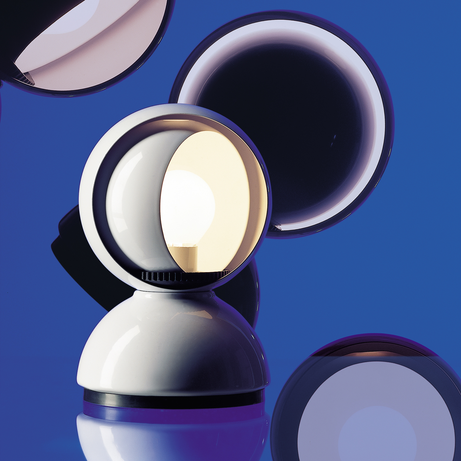 Artemide（アルテミデ）Eclisse テーブルランプ ホワイト