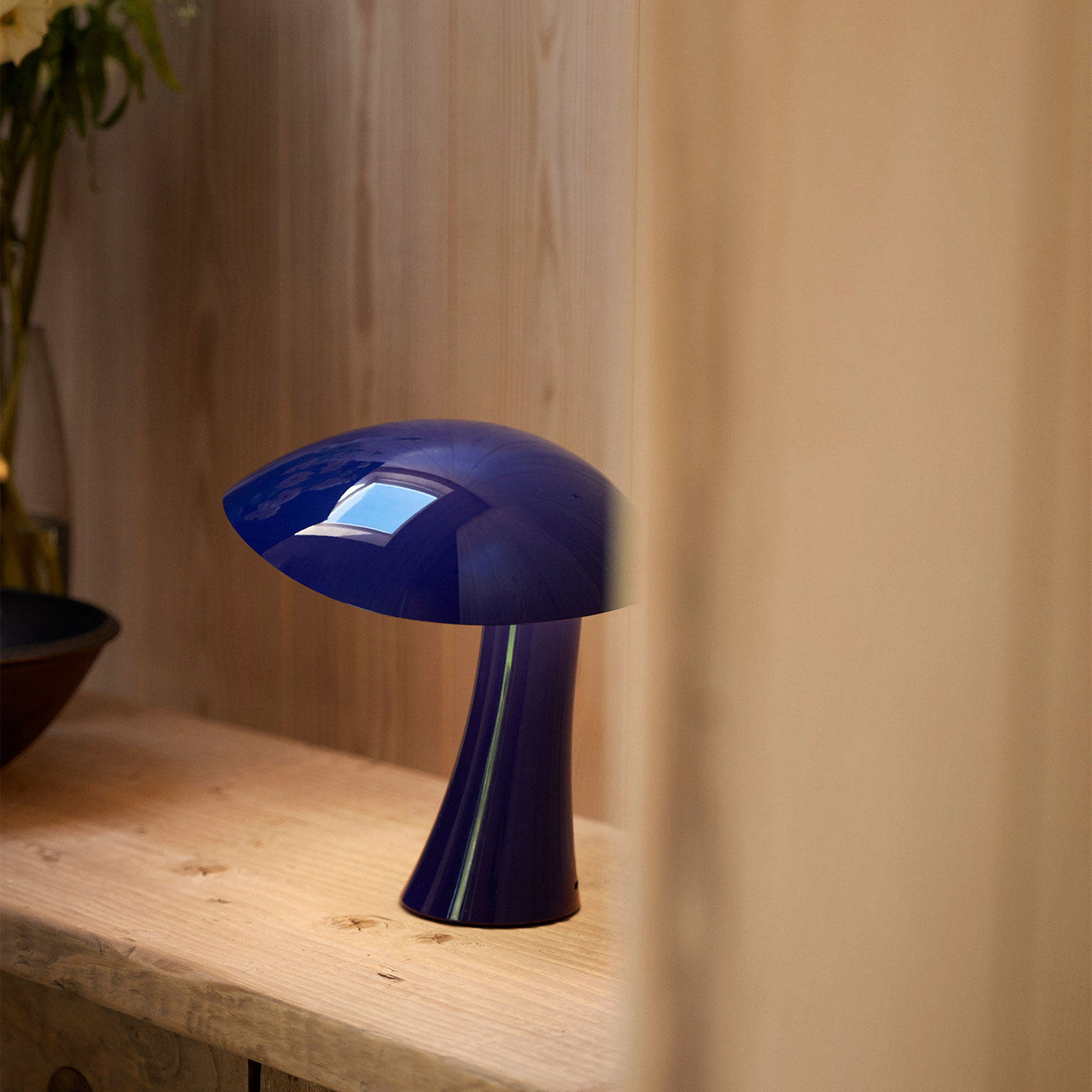 Louis Poulsen（ルイスポールセン）Rumee 220 ポータブル Night blue 