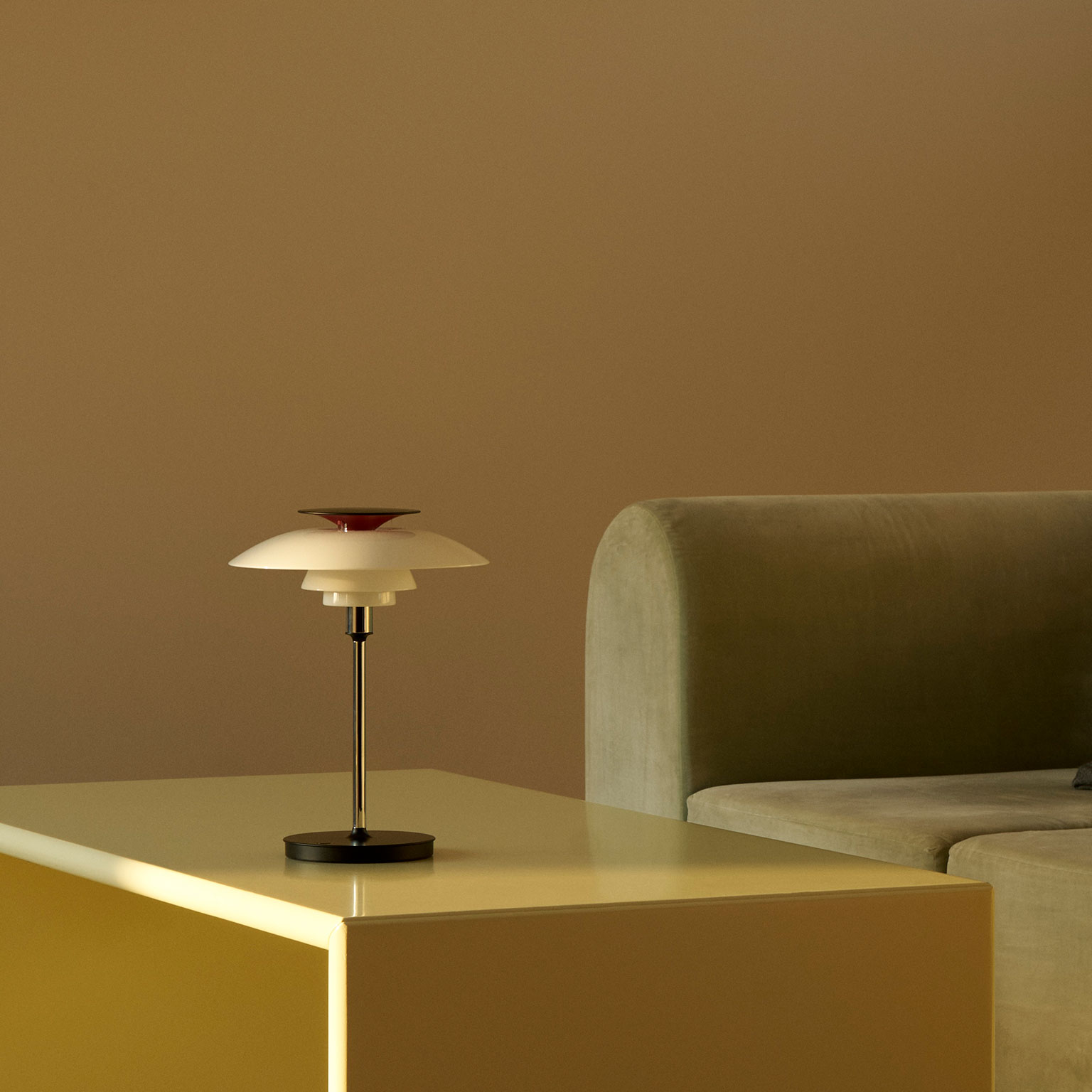 Louis Poulsen（ルイスポールセン）PH80 ポータブル シルバー