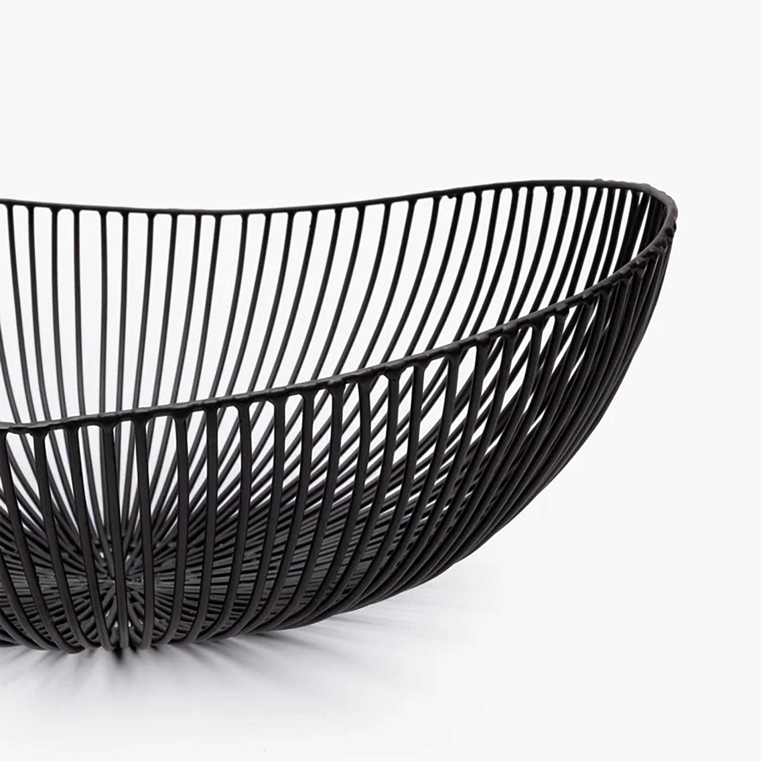 SERAX（セラックス）Meo オーバルプレート ブラック | LIVING MOTIF