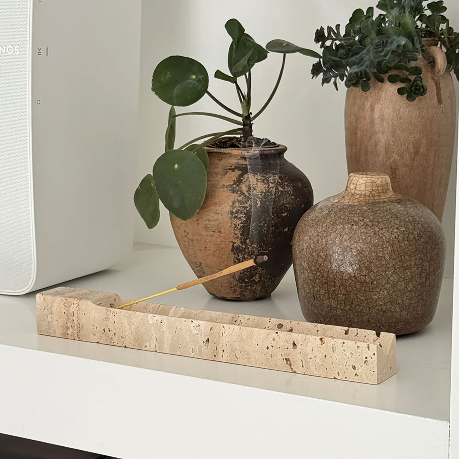 STONED（ストーンド）インセンスホルダー Beige | LIVING MOTIF｜家具