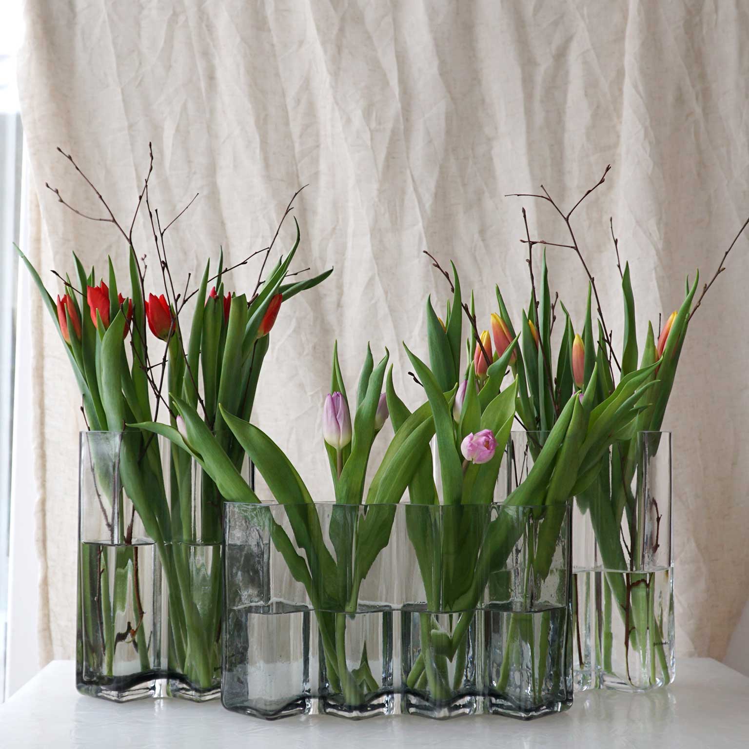 STEUBEN GLASS フラワーベース Born in Sweden（ボーン イン スウェーデン）Row ベース 2 H22 クリア