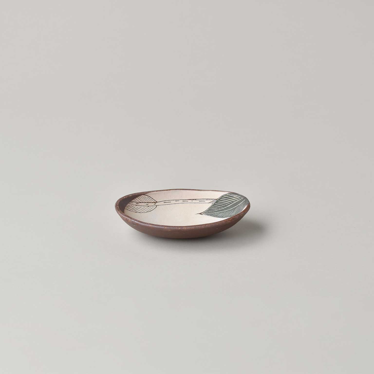 大谷 桃子（オオタニモモコ）バナナの葉ボート皿 S［販売期間：9