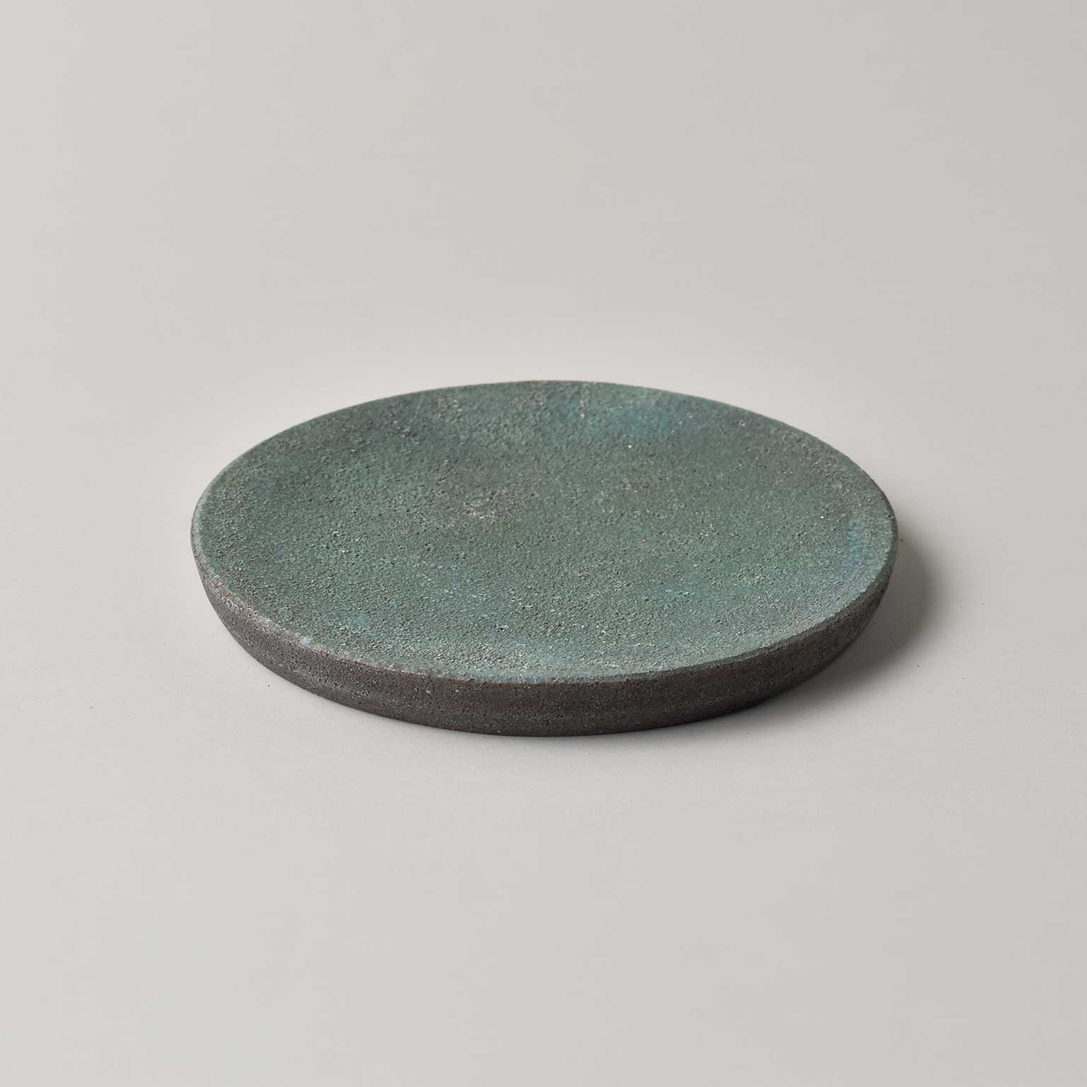 野口悦士（ノグチエツジ）灰白黒 6寸リム平皿［販売期間：9/19