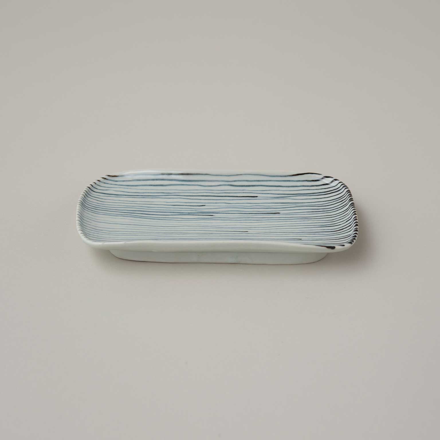 柳川 謙治（ヤナガワ ケンジ）染付十草 長皿［販売期間：9/11～10/13
