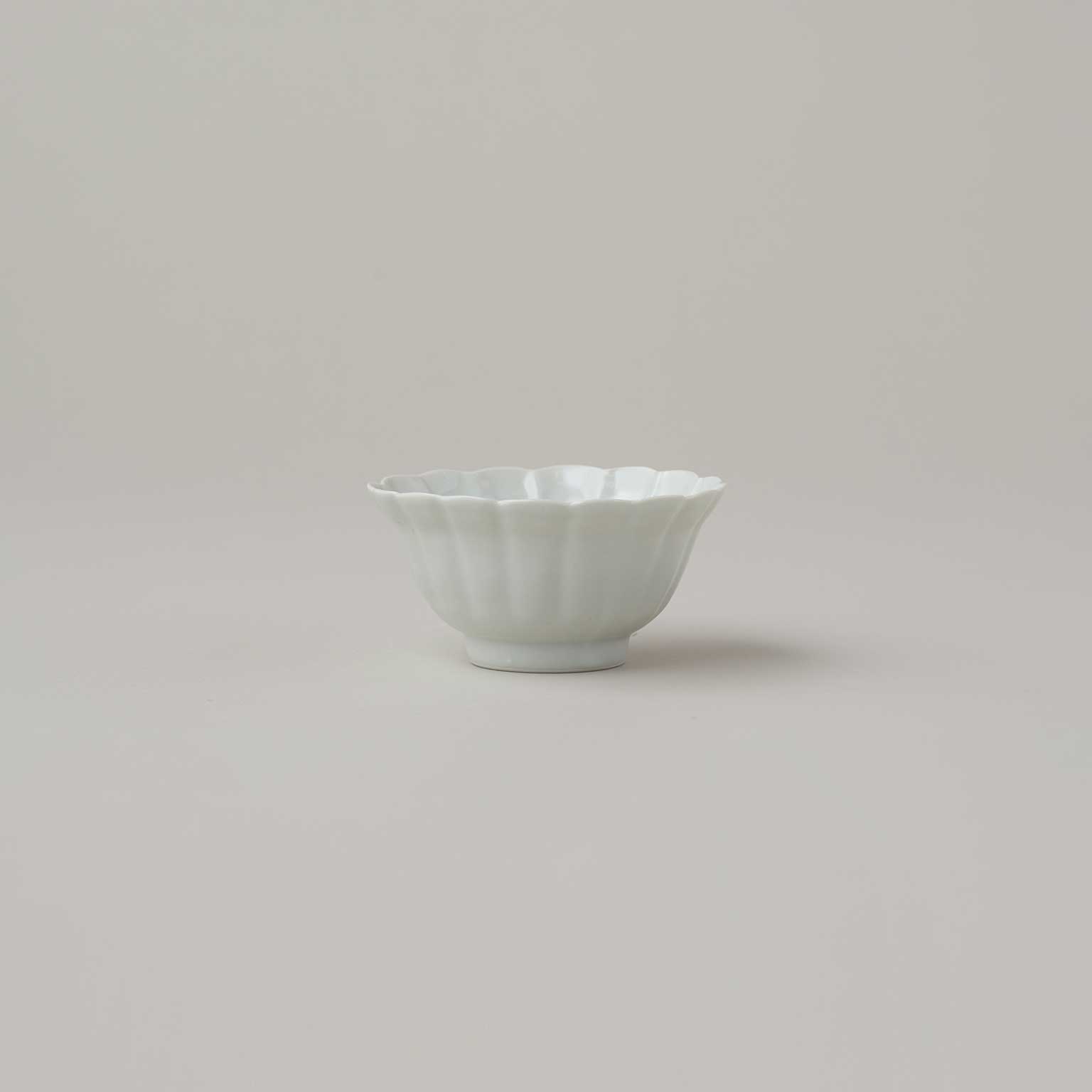 柳川 謙治（ヤナガワ ケンジ）白磁リム輪花鉢 小鉢［販売期間：9/11