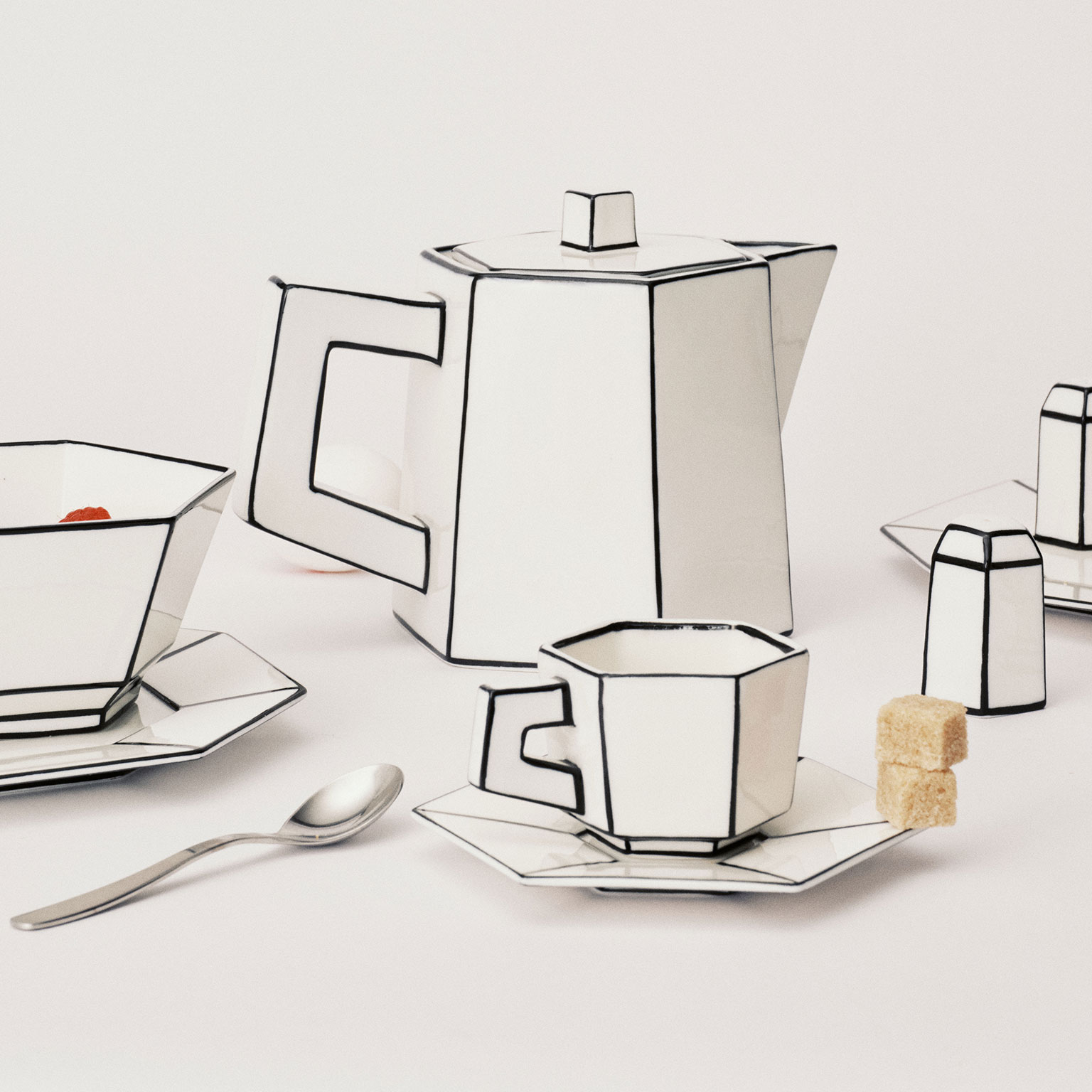 Reachan 　SPECIALE x NEWROGIC 13枚セット SERAX（セラックス）Carte Blanche ティーポット | LIVING MOTIF｜家具