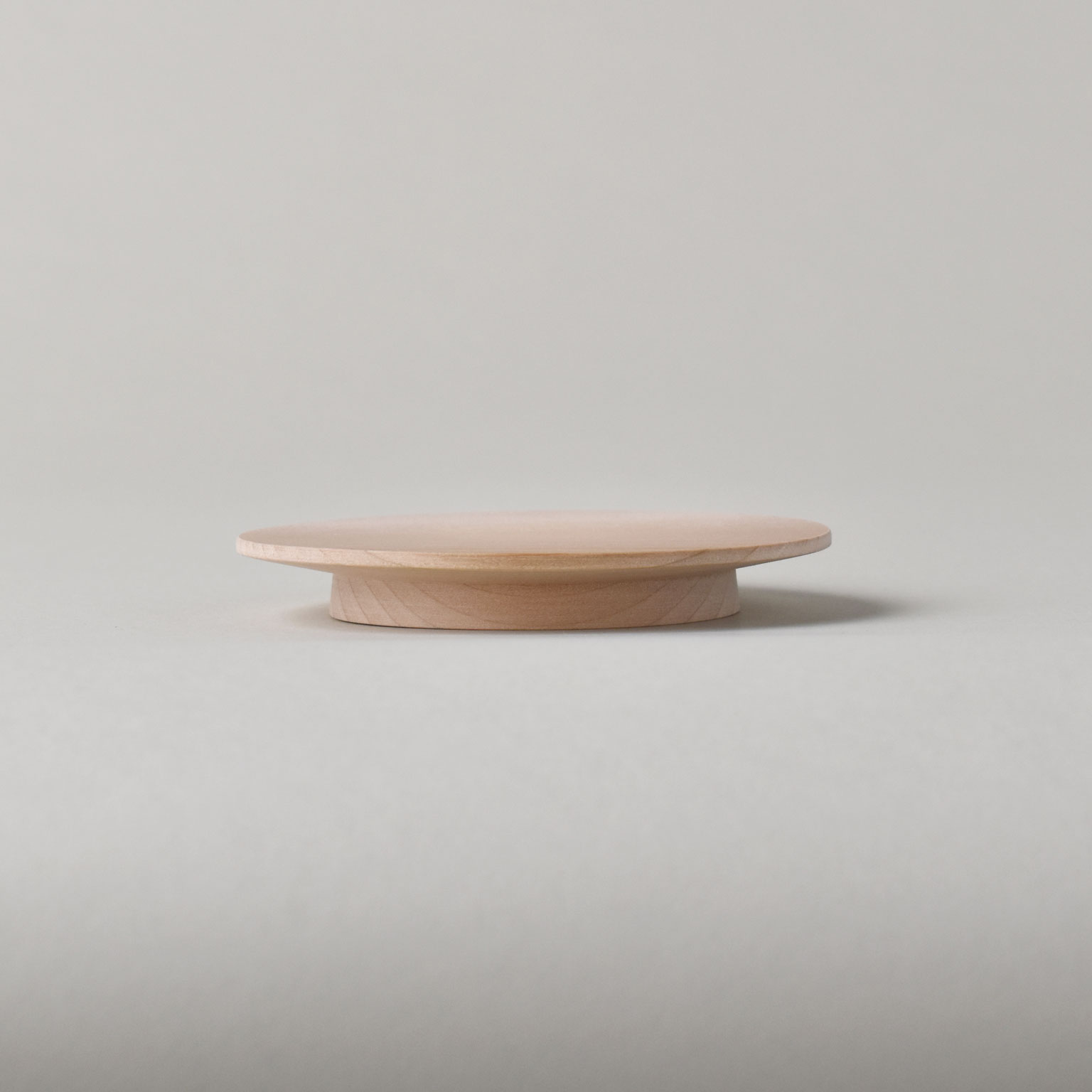 南景製陶園（ナンケイセイトウエン）平茶托 白木 | LIVING MOTIF｜家具