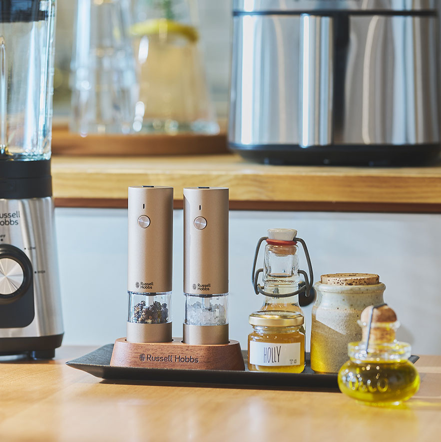 Russell Hobbs（ラッセルホブス）充電式ミルソルト＆ペッパーミニ（2本