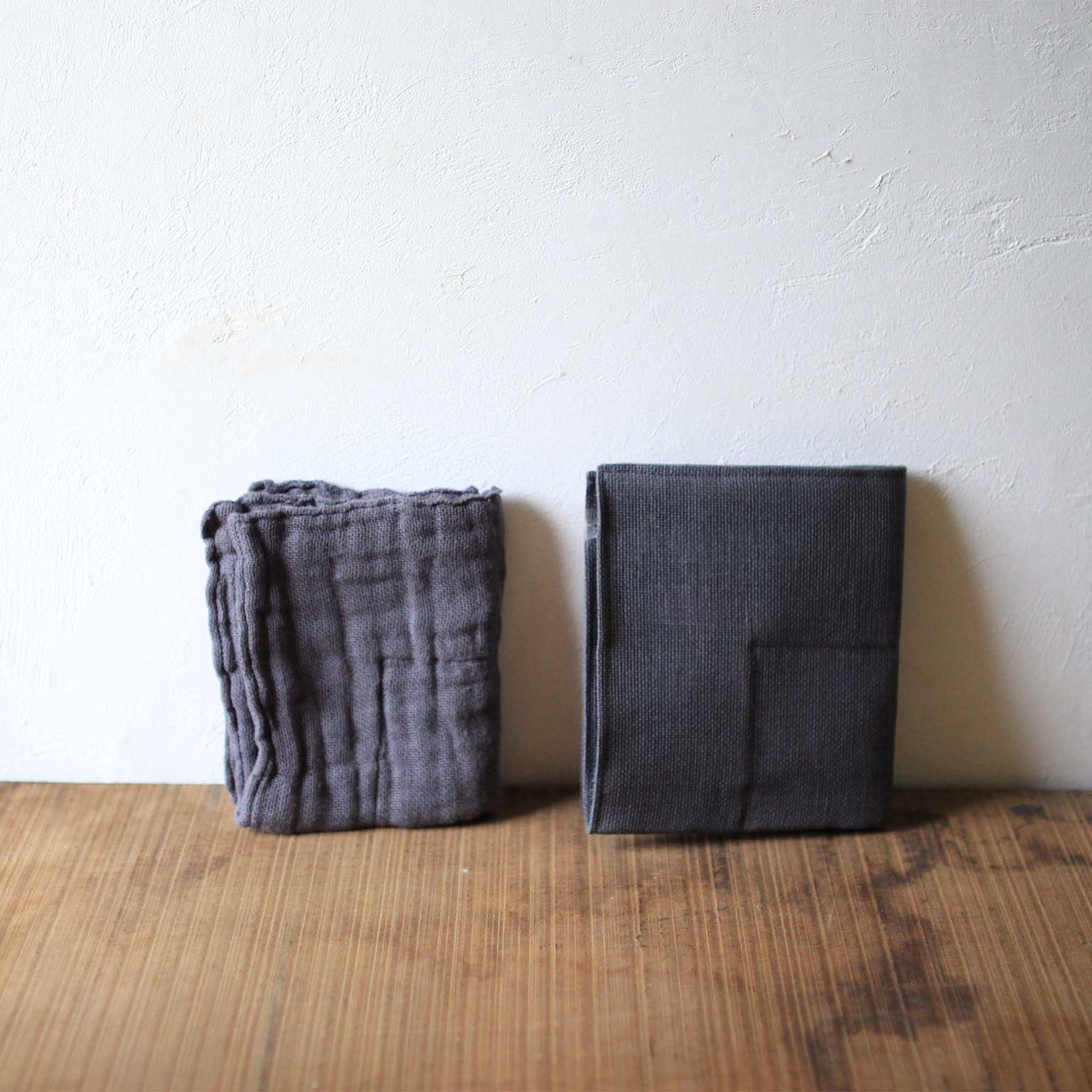 BAN INOUE（バン イノウエ）かやお台ふき 銀ねず | LIVING MOTIF｜家具 