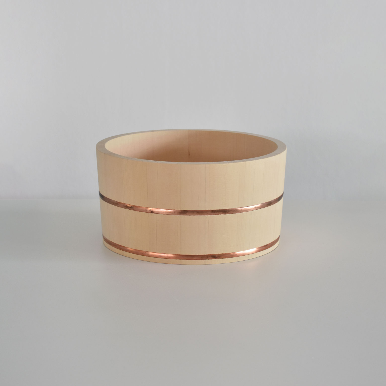 東屋（アヅマヤ）風呂椅子 | LIVING MOTIF｜家具・インテリア