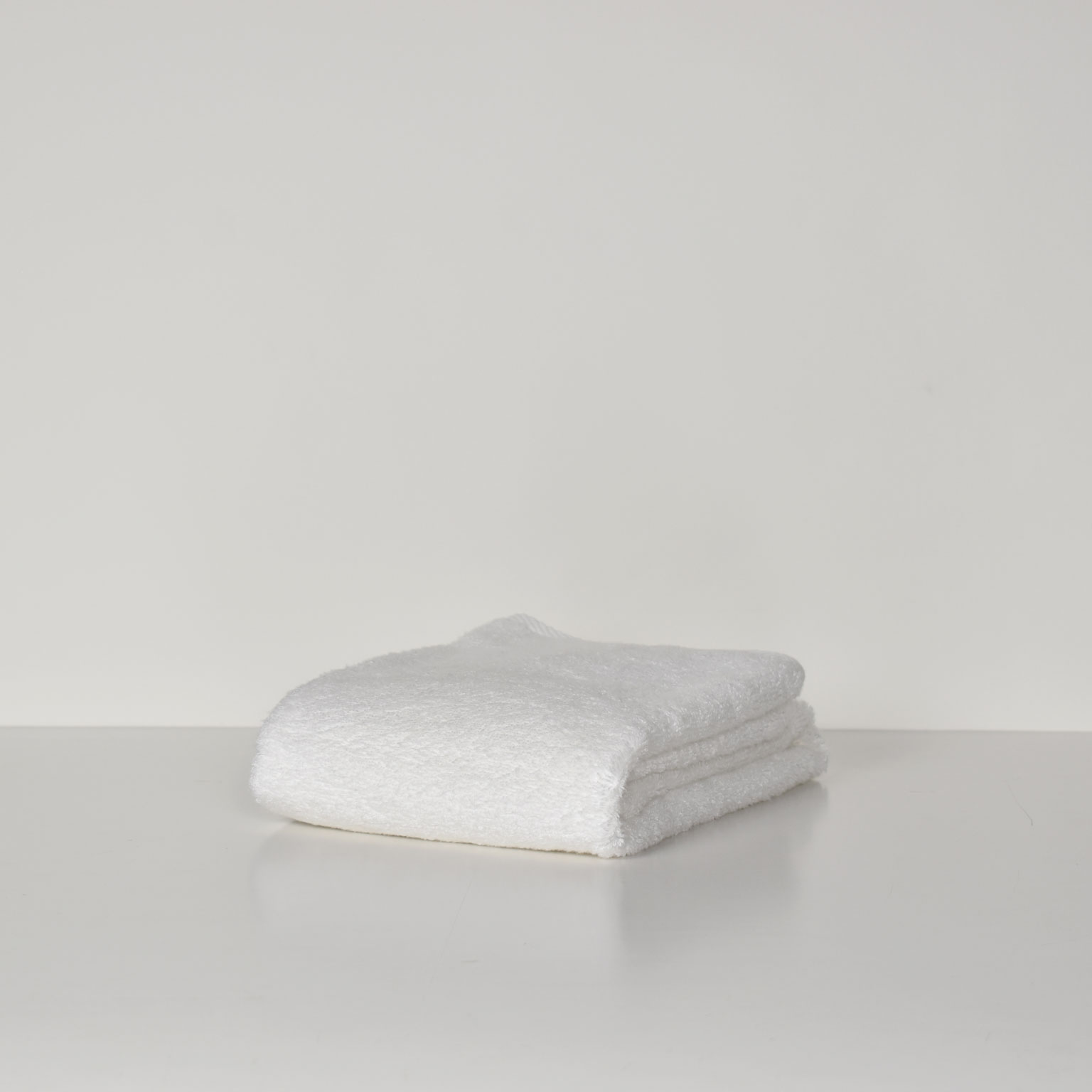 hamam（ハマム）Glam バスタオル ホワイト | LIVING MOTIF｜家具