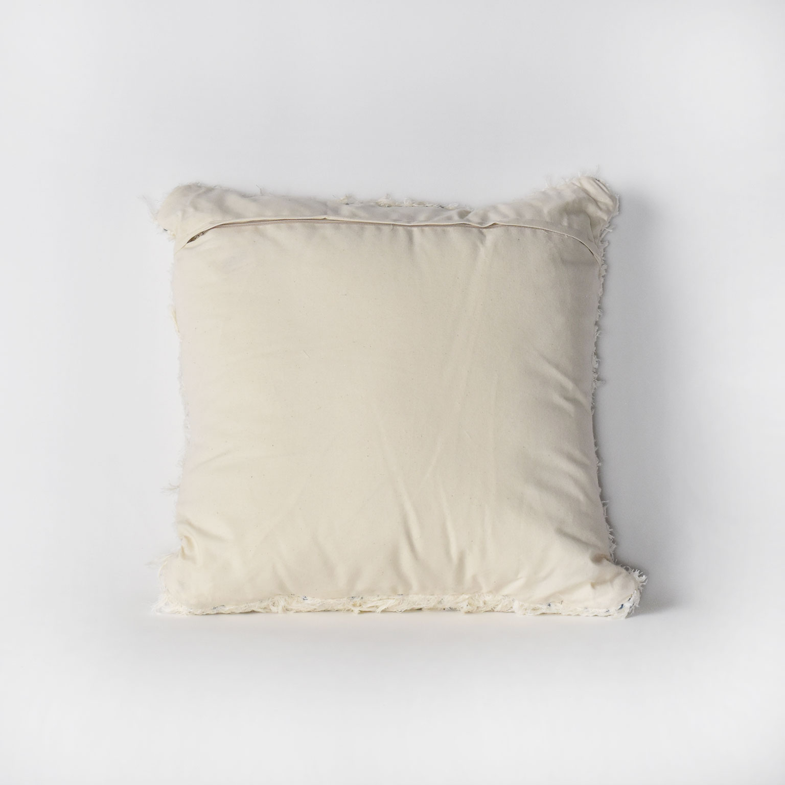 Ola Mao Kust（オラ マオ クスト）Sintra クッション 50×50 | LIVING