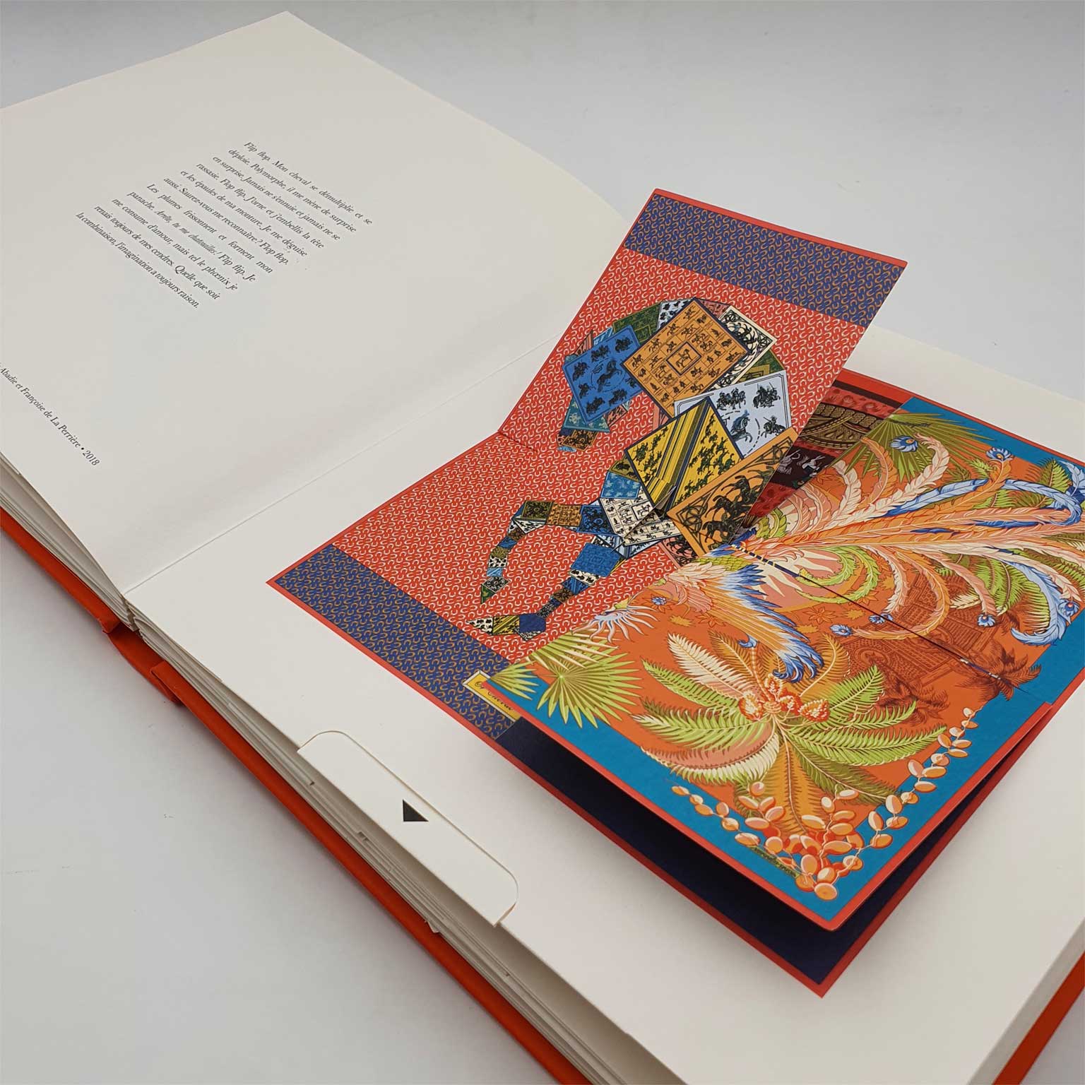 Hermes Pop Up | LIVING MOTIF｜家具・インテリアセレクトショップ