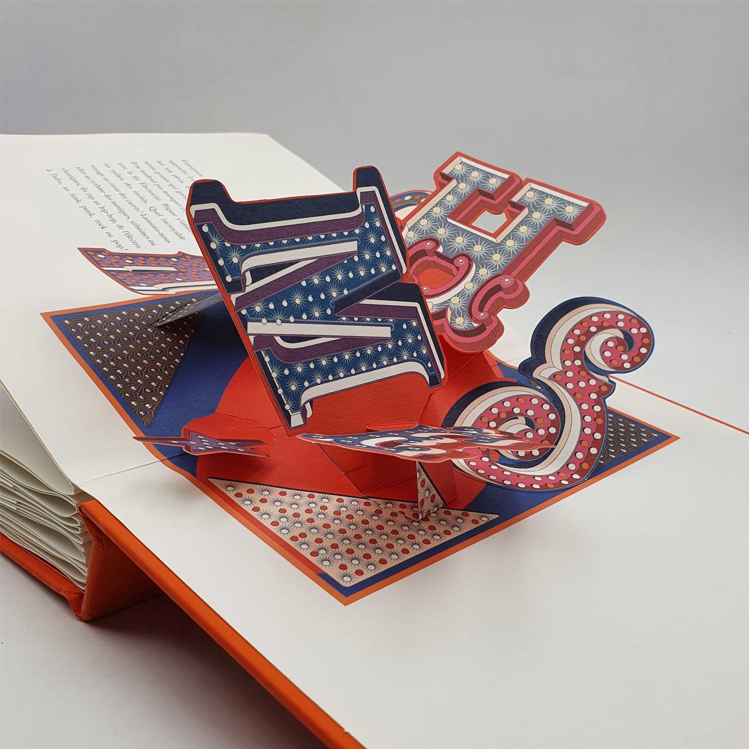 Hermes Pop Up | LIVING MOTIF｜家具・インテリアセレクトショップ