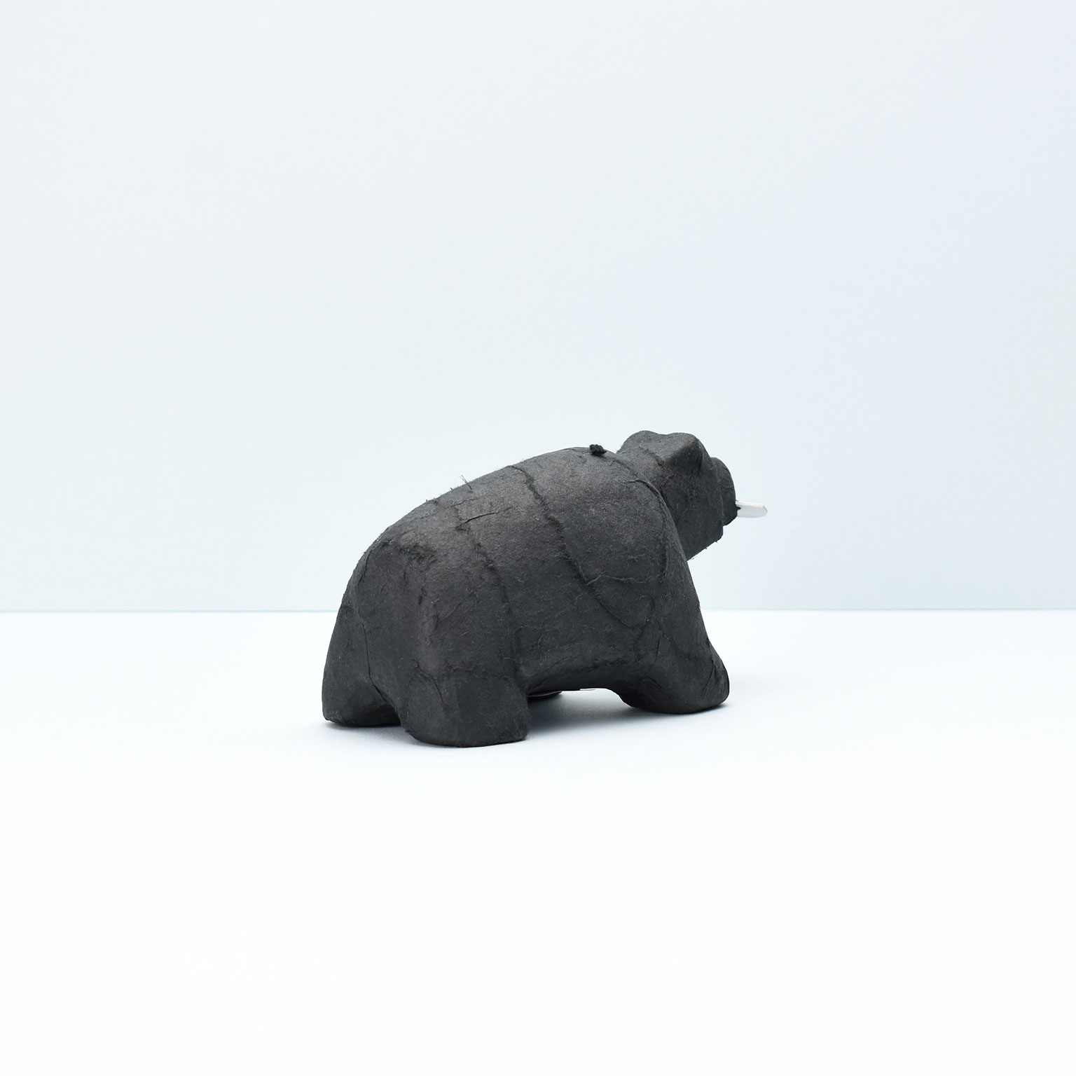 tegoto（テゴト）首振り張子 熊 | LIVING MOTIF｜家具・インテリア