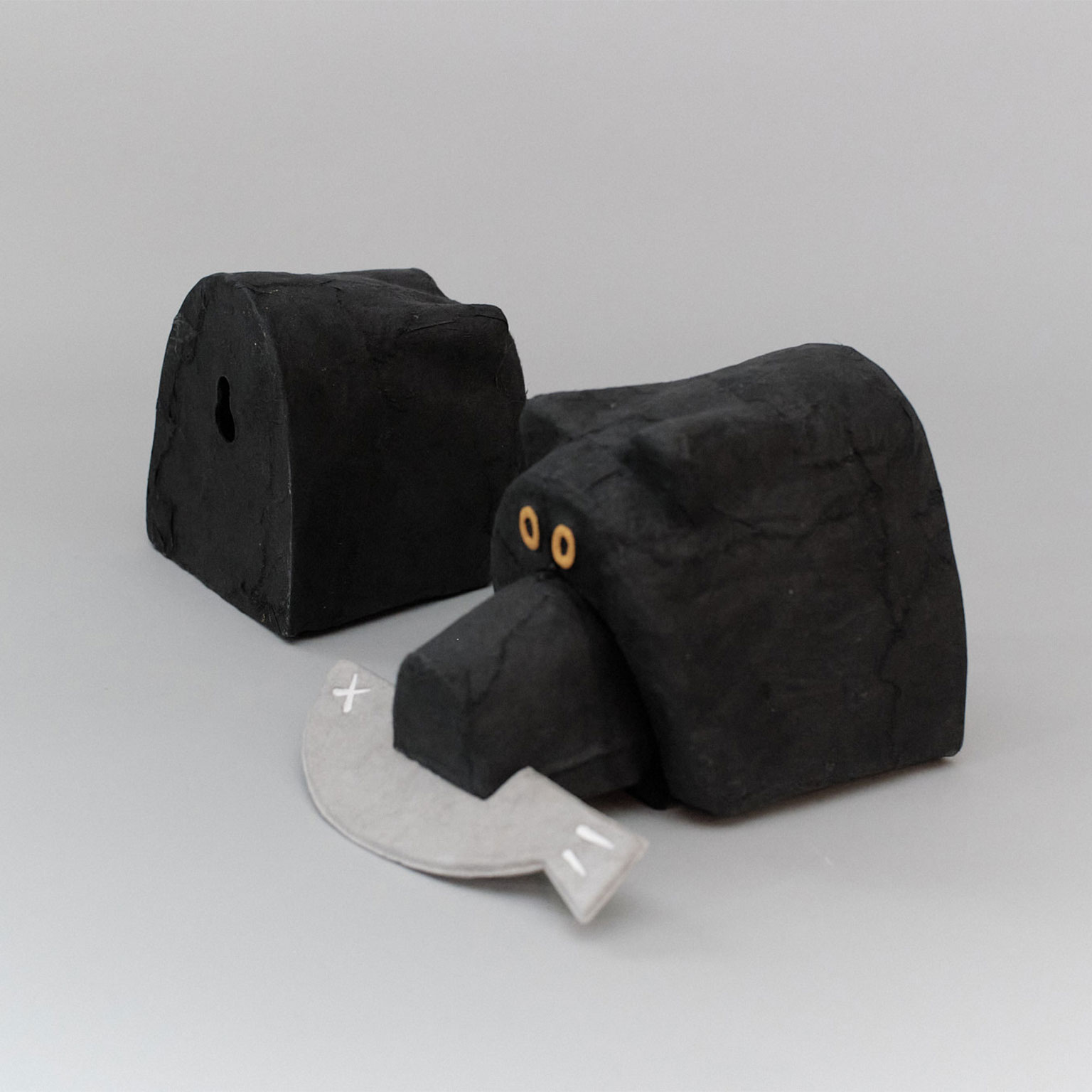 tegoto（テゴト）hariko bear wall-mounted | LIVING MOTIF｜家具