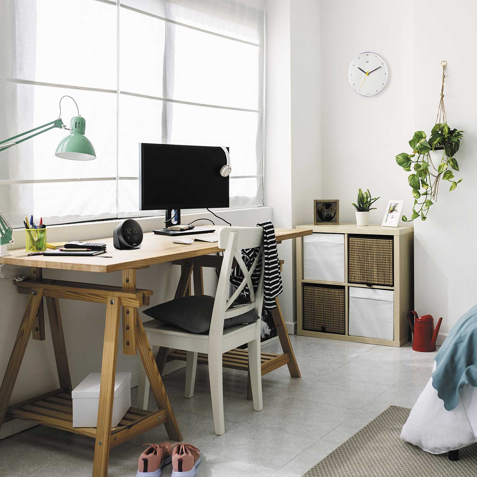 BRAUN（ブラウン）BC24 デジタルアラームクロック ブラック | LIVING