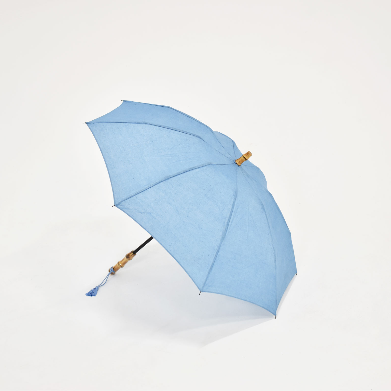傳（ツタエ）日傘 ウサギノタスキ 麻ム地 水縹 | LIVING MOTIF｜家具